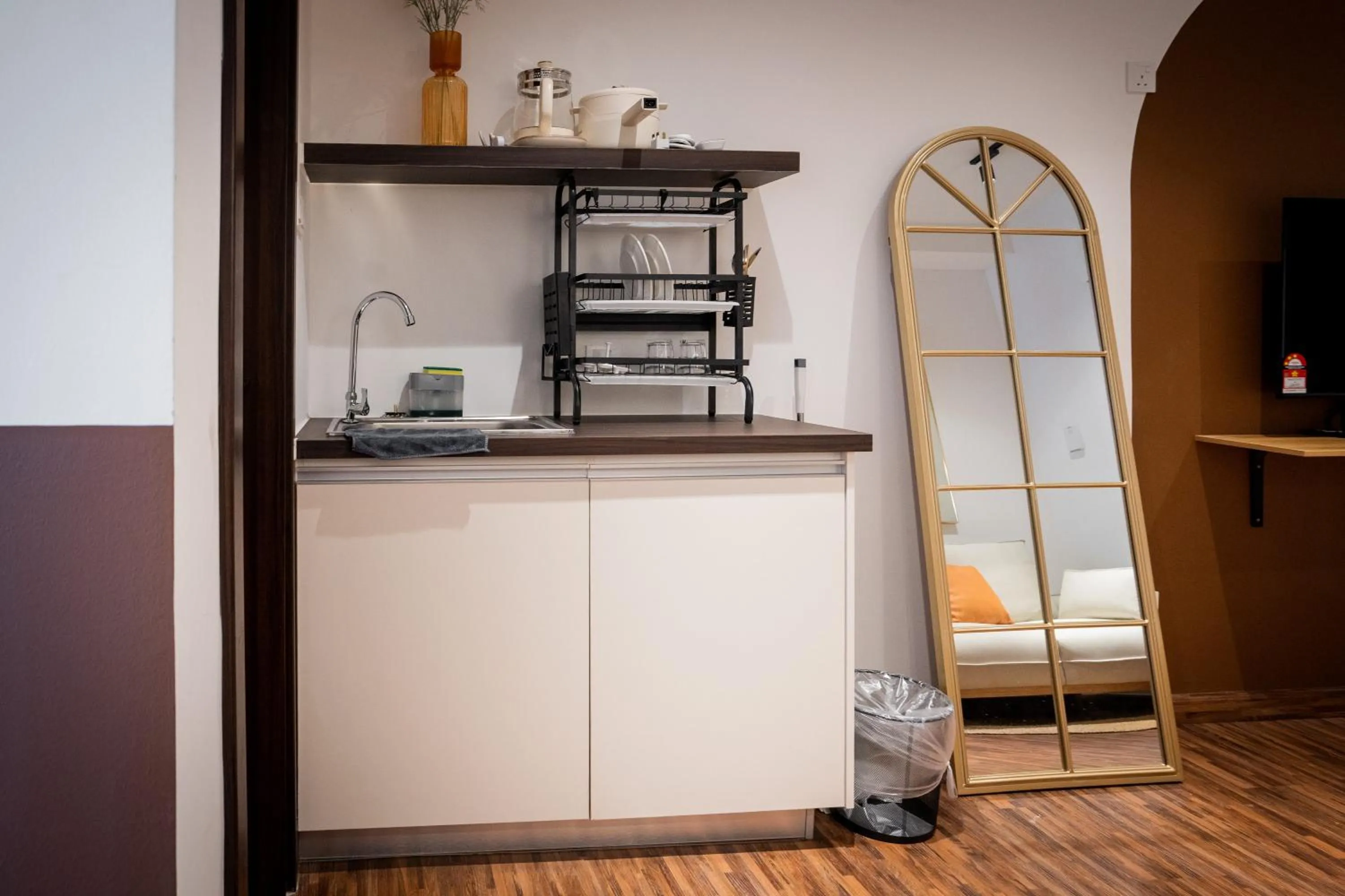 Kitchen or kitchenette in K Avenue by Pinstay