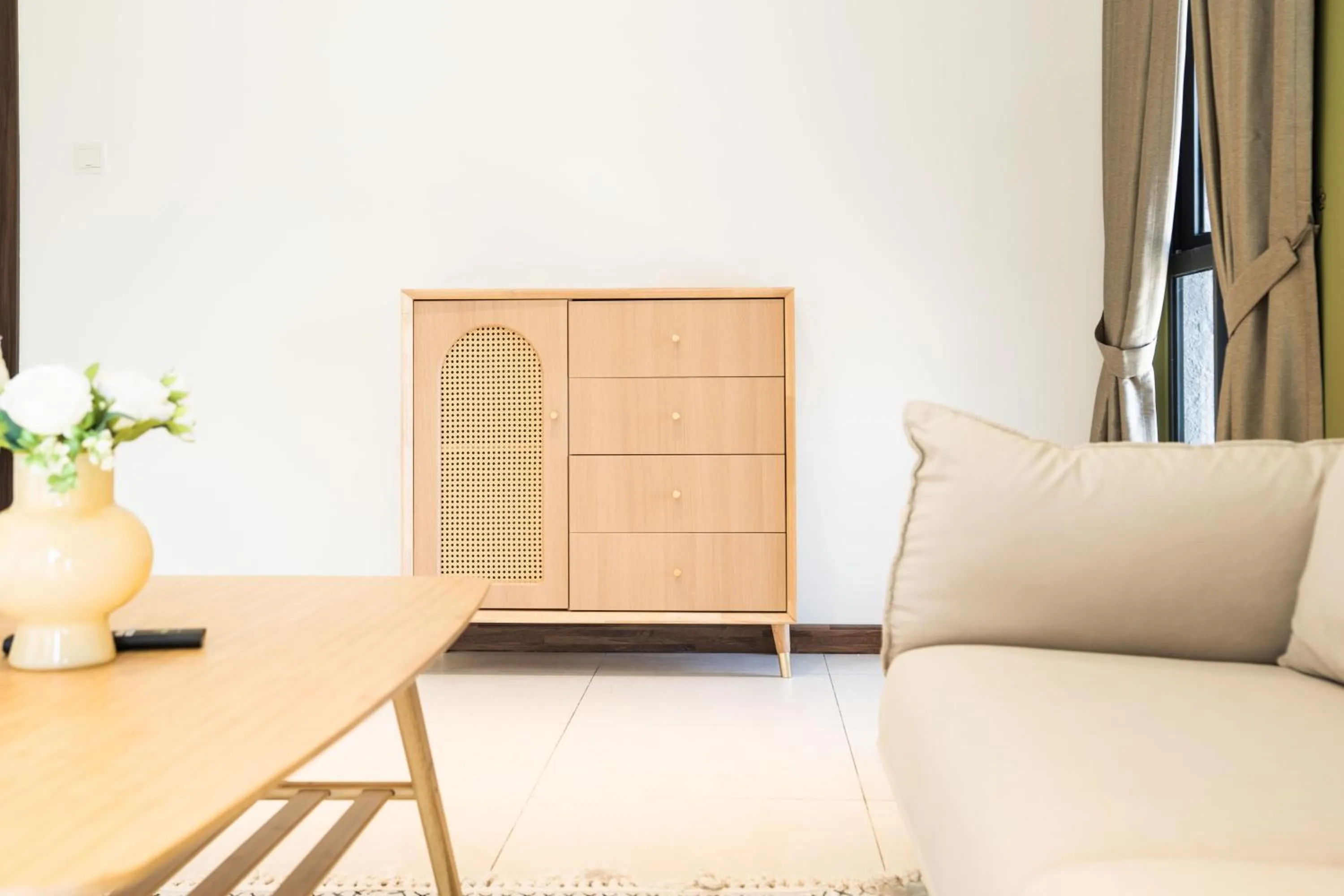 Seating area in K Avenue by Pinstay