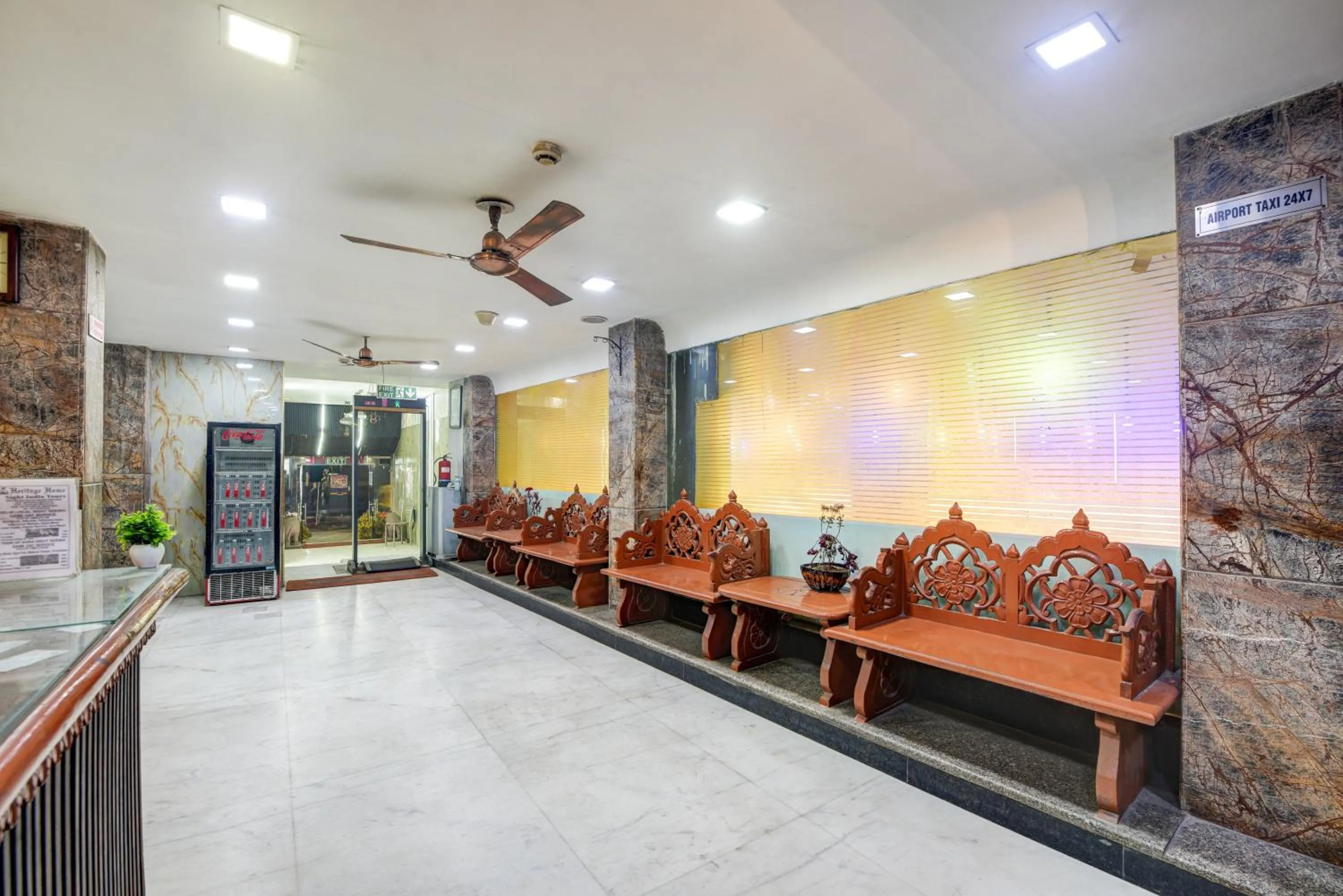 Sea view in Hotel Heritage Home -3 Mins Walk from Metro And 5 Mins from Rail Station