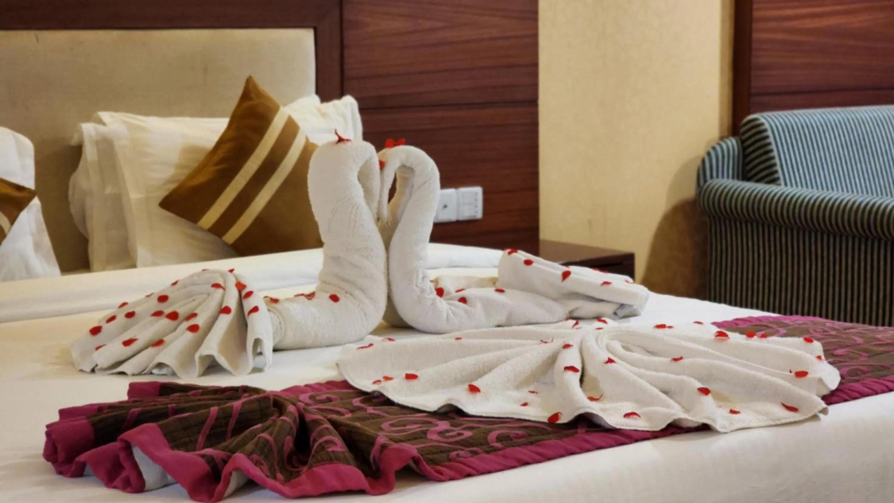 Bed in Hotel Royal Ark - Kasauli