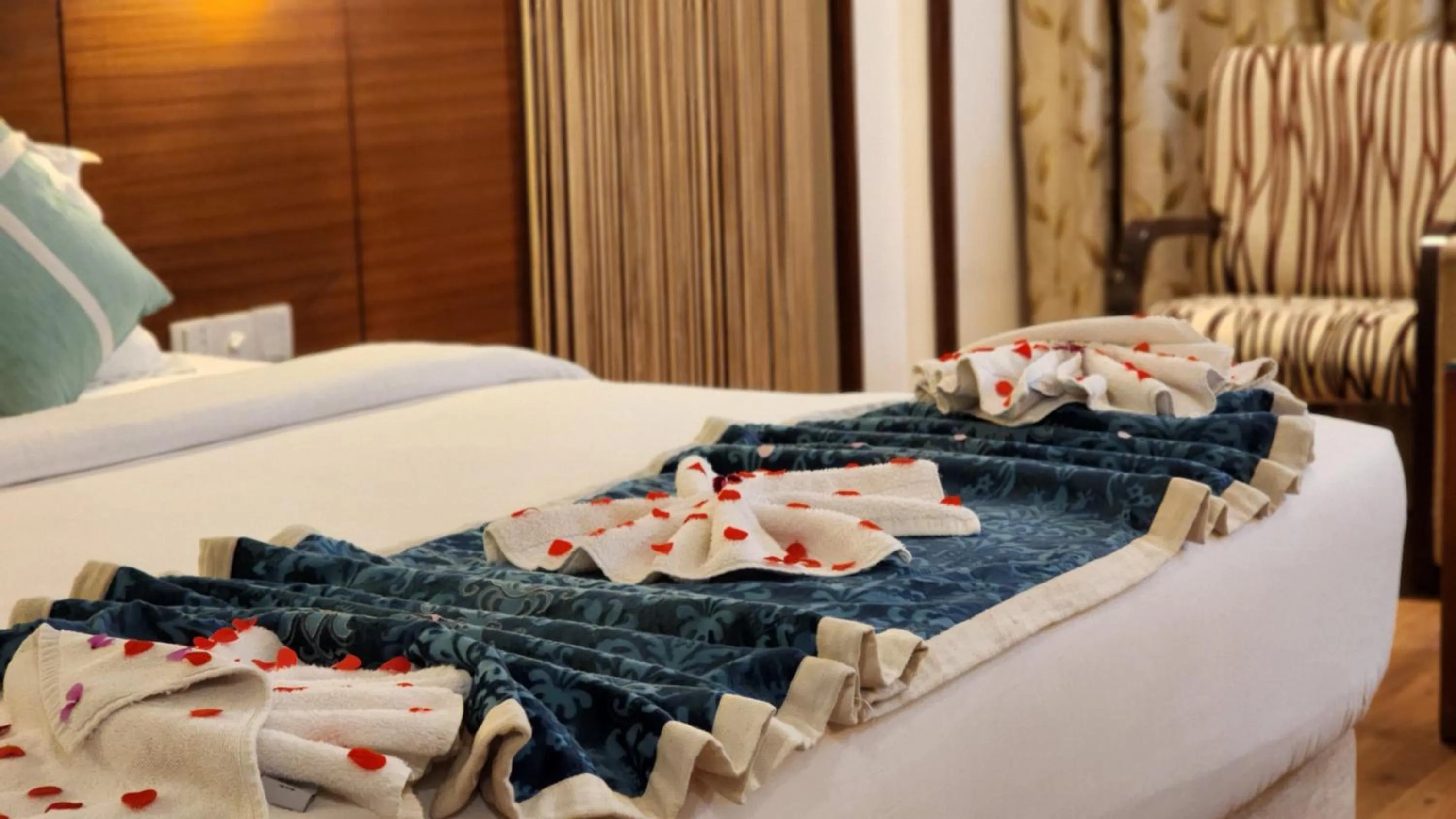 Bed in Hotel Royal Ark - Kasauli