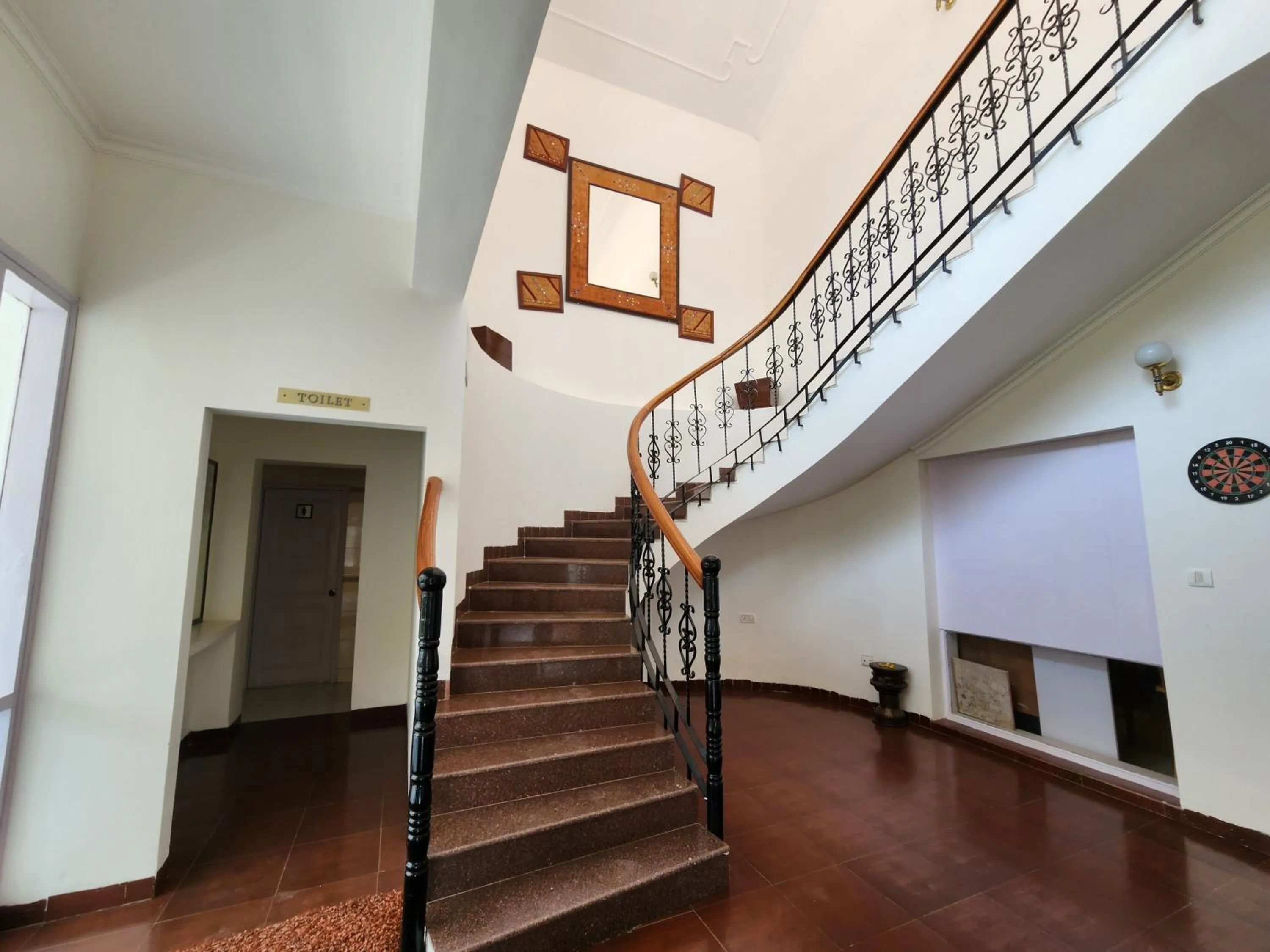 Hotel Royal Ark - Kasauli