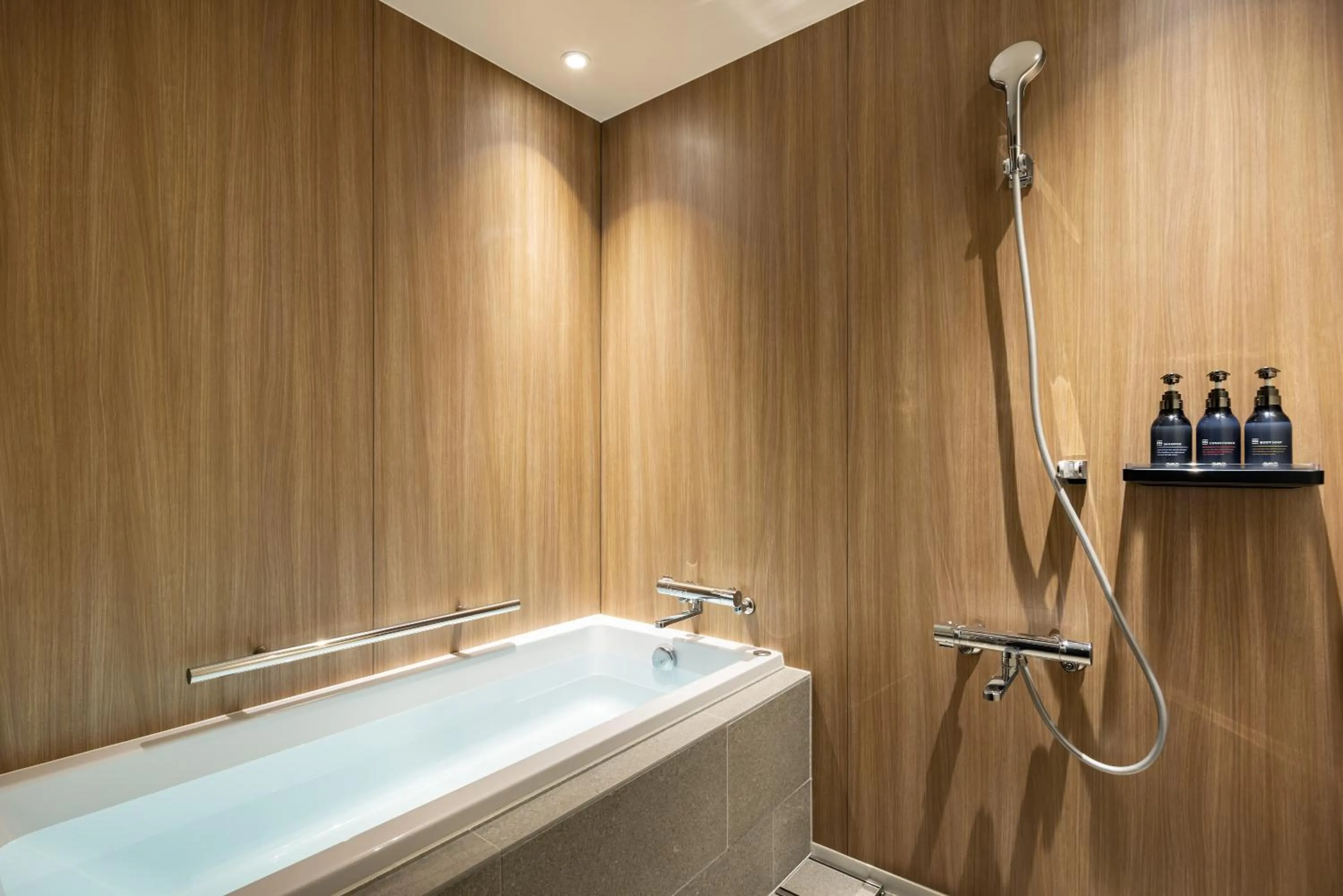 Bathroom in OMO5 Tokyo Gotanda by Hoshino Resorts