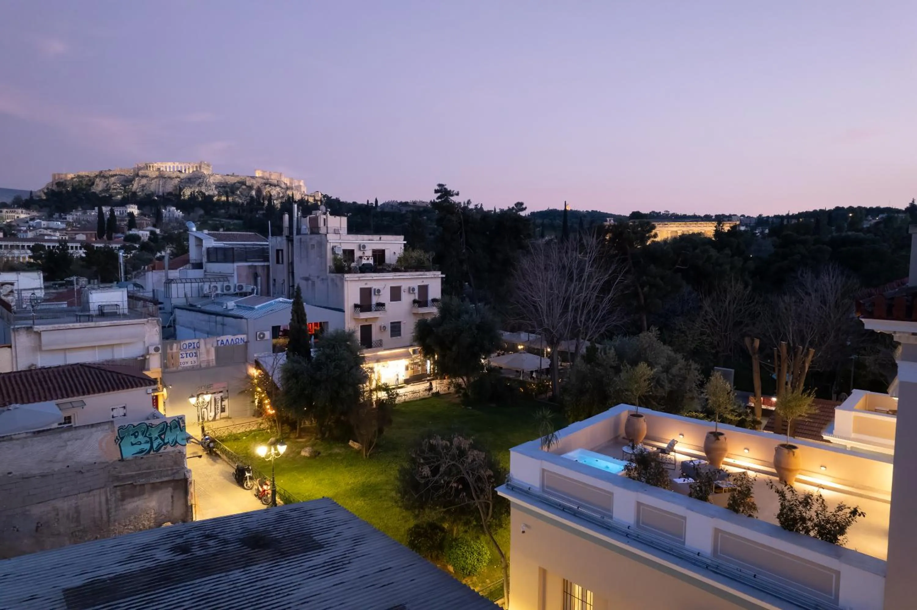 Property building in La Divina