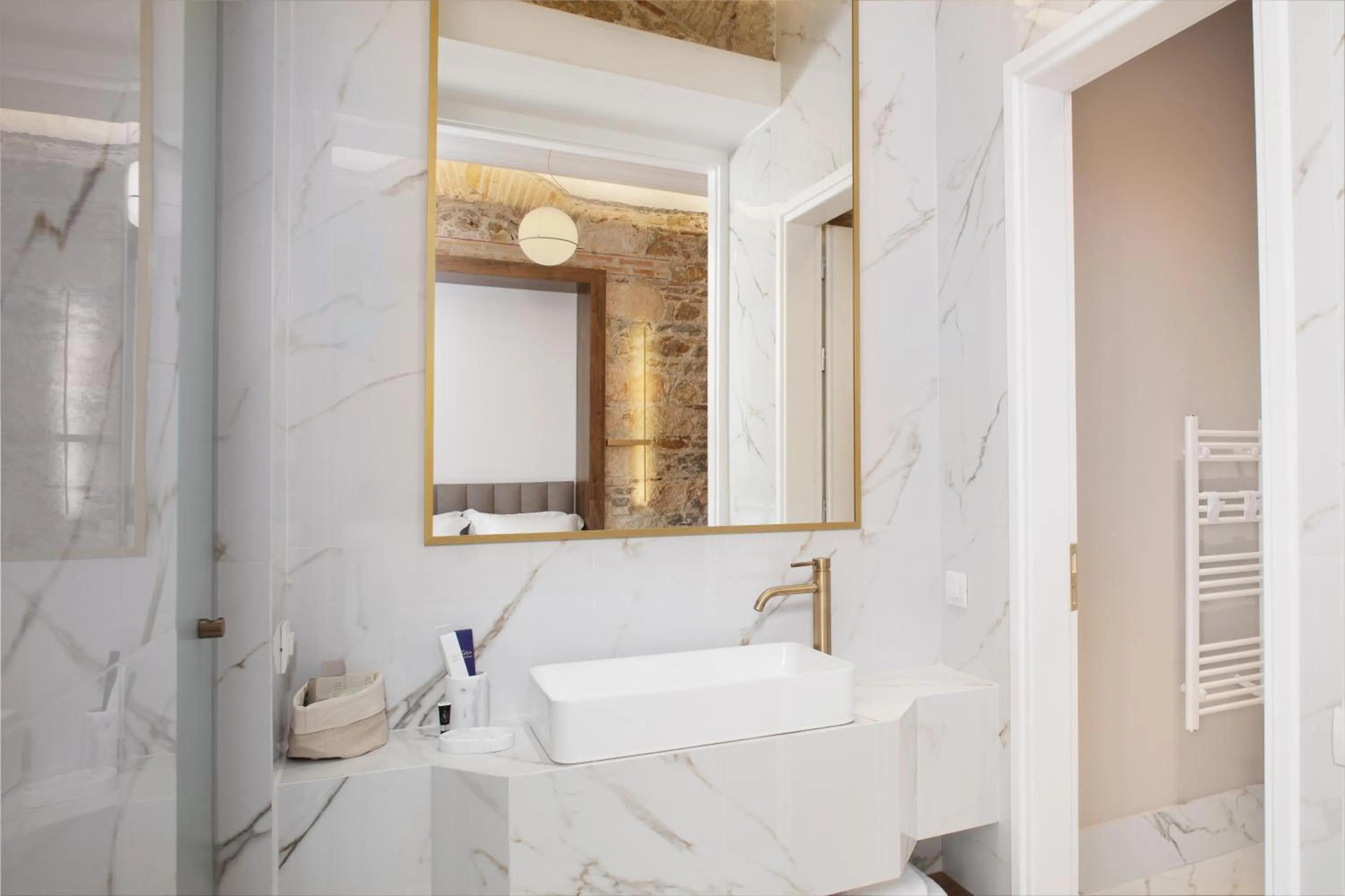 Bathroom in La Divina