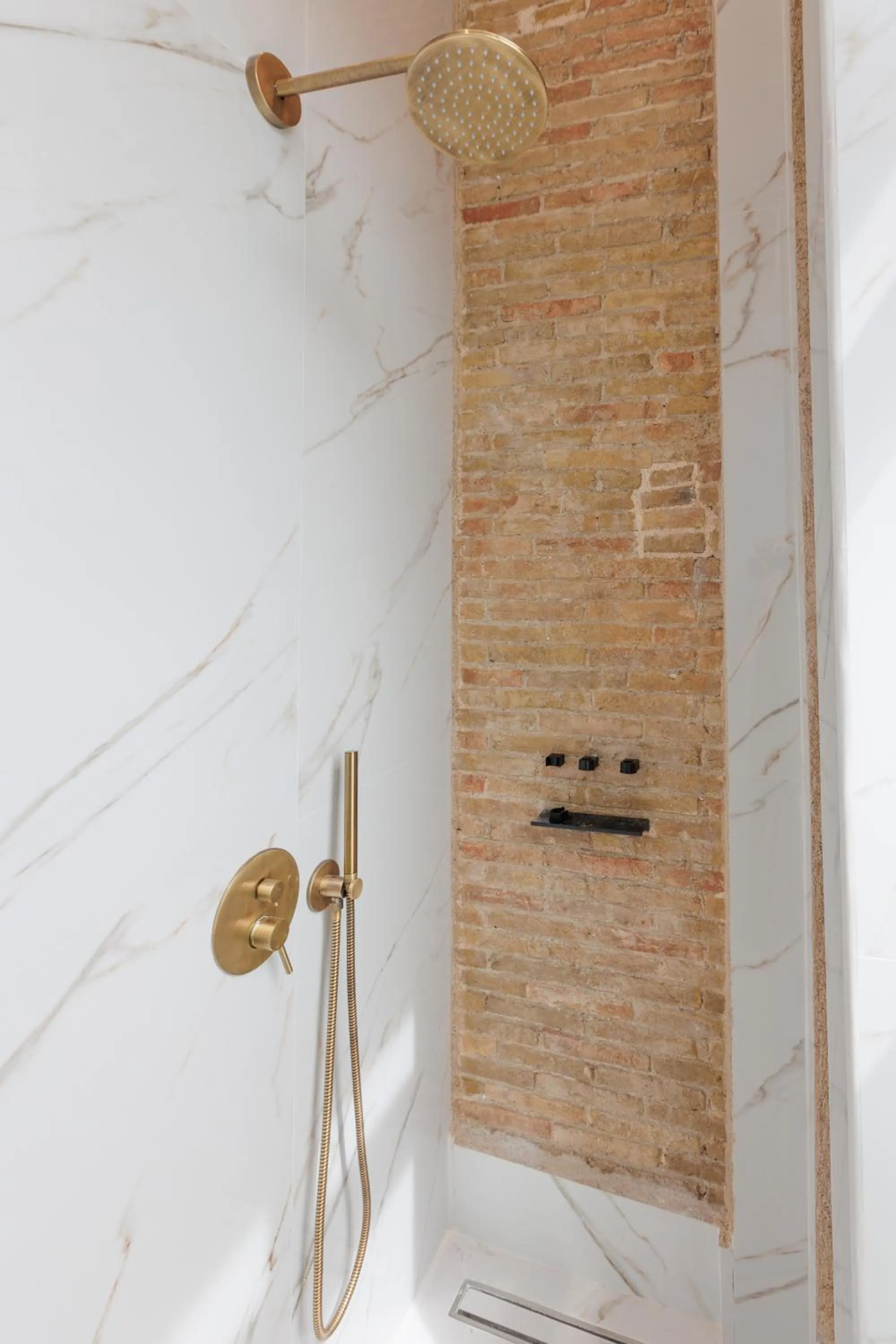 Bathroom in La Divina