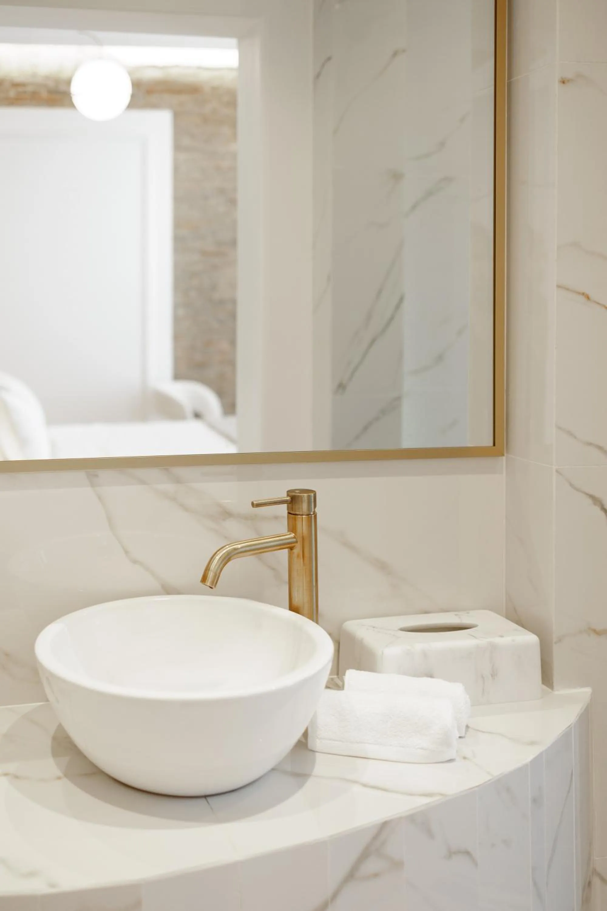 Bathroom in La Divina