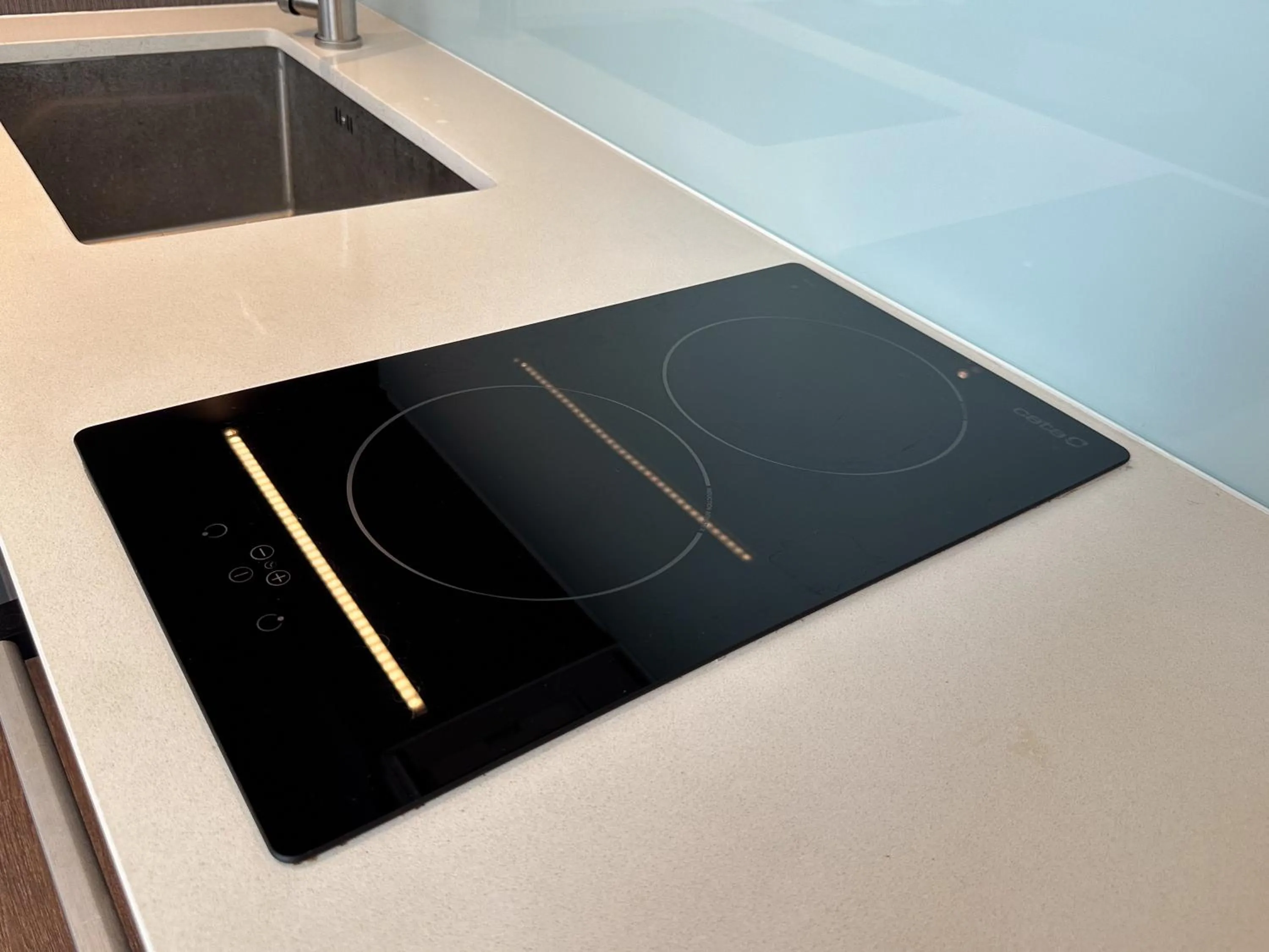 Hazuki, Modern Minimalist Apartment