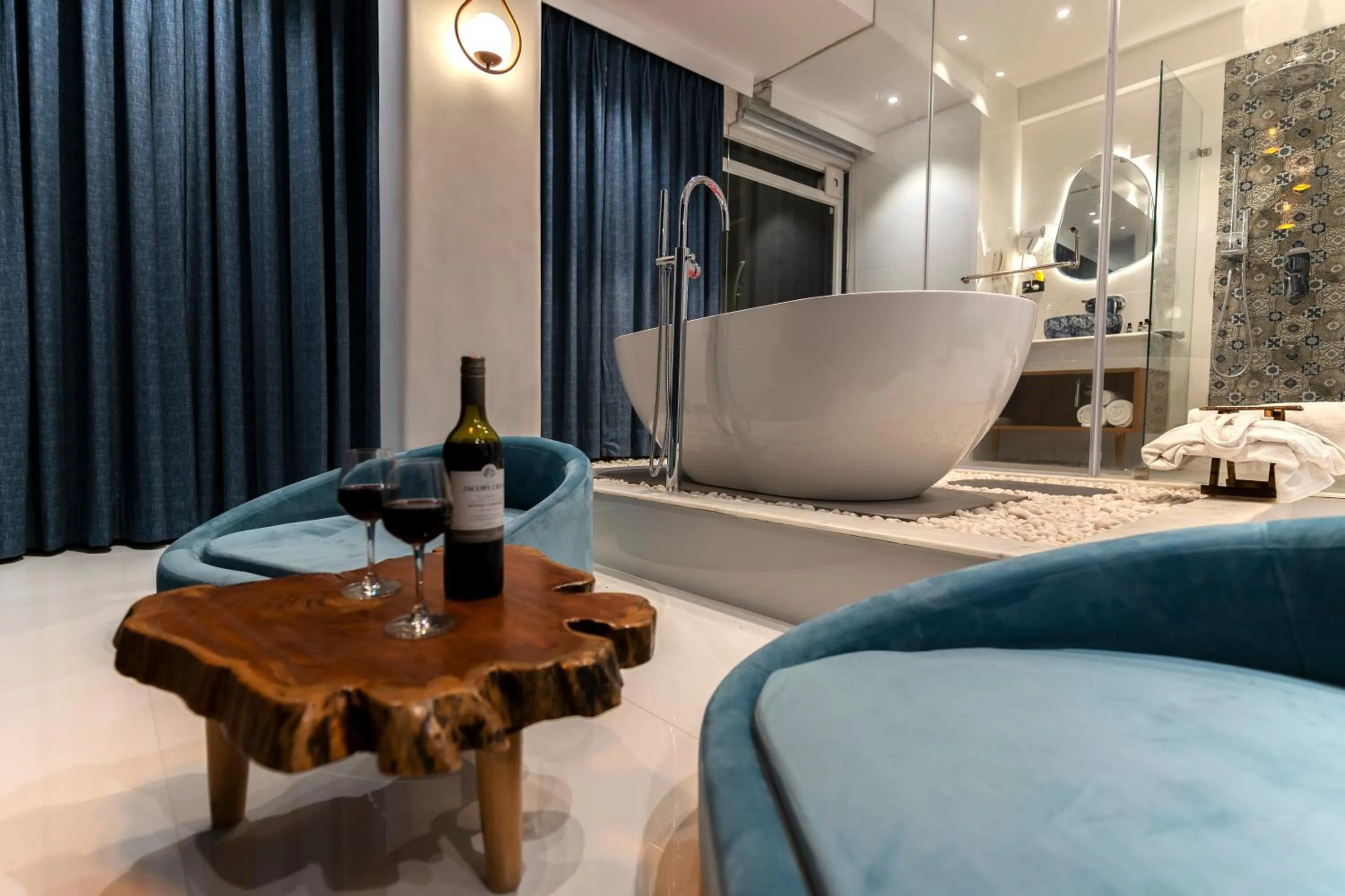 Photo of the whole room in Moustache Udaipur Luxuria