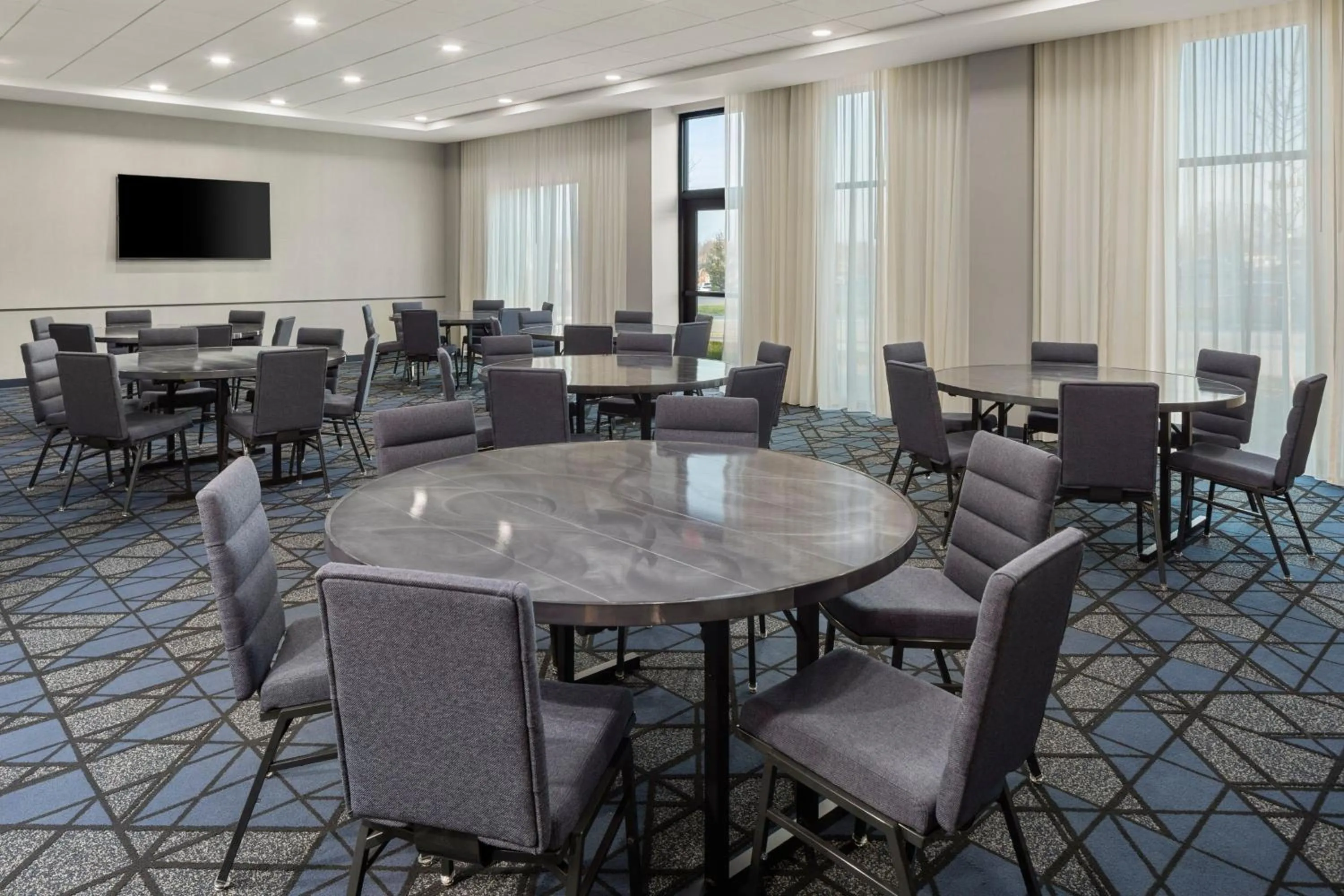 Meeting/conference room in Courtyard by Marriott Bettendorf