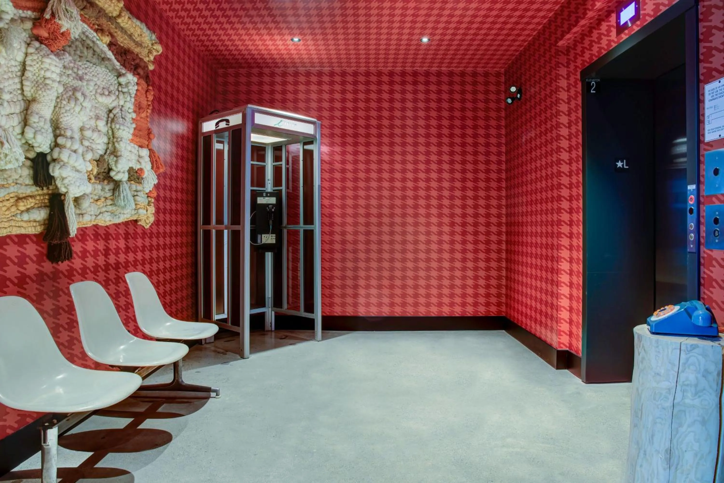 Lobby or reception in Banff Voyager Inn