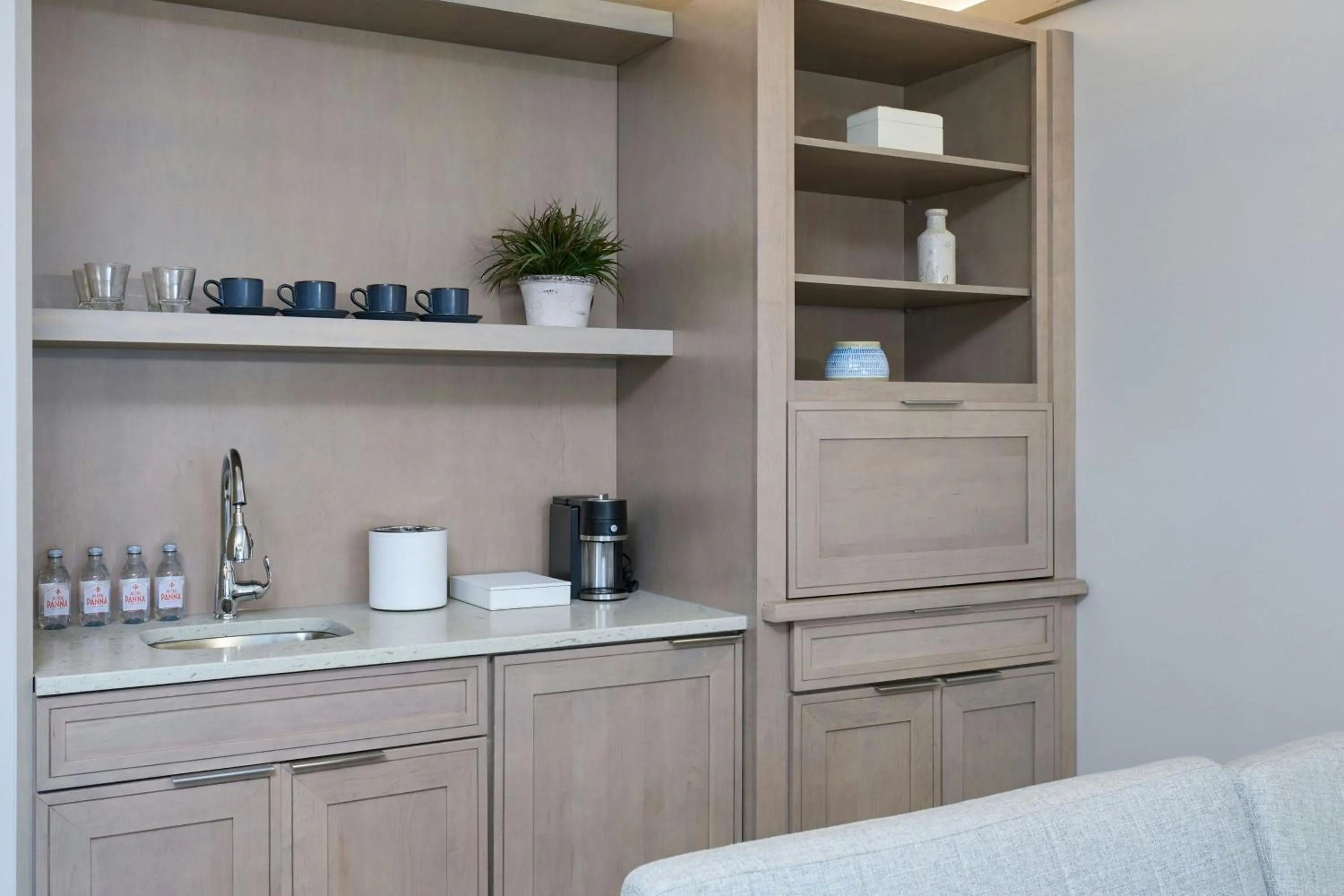 Living room in JW Marriott St Maarten Beach Resort & Spa