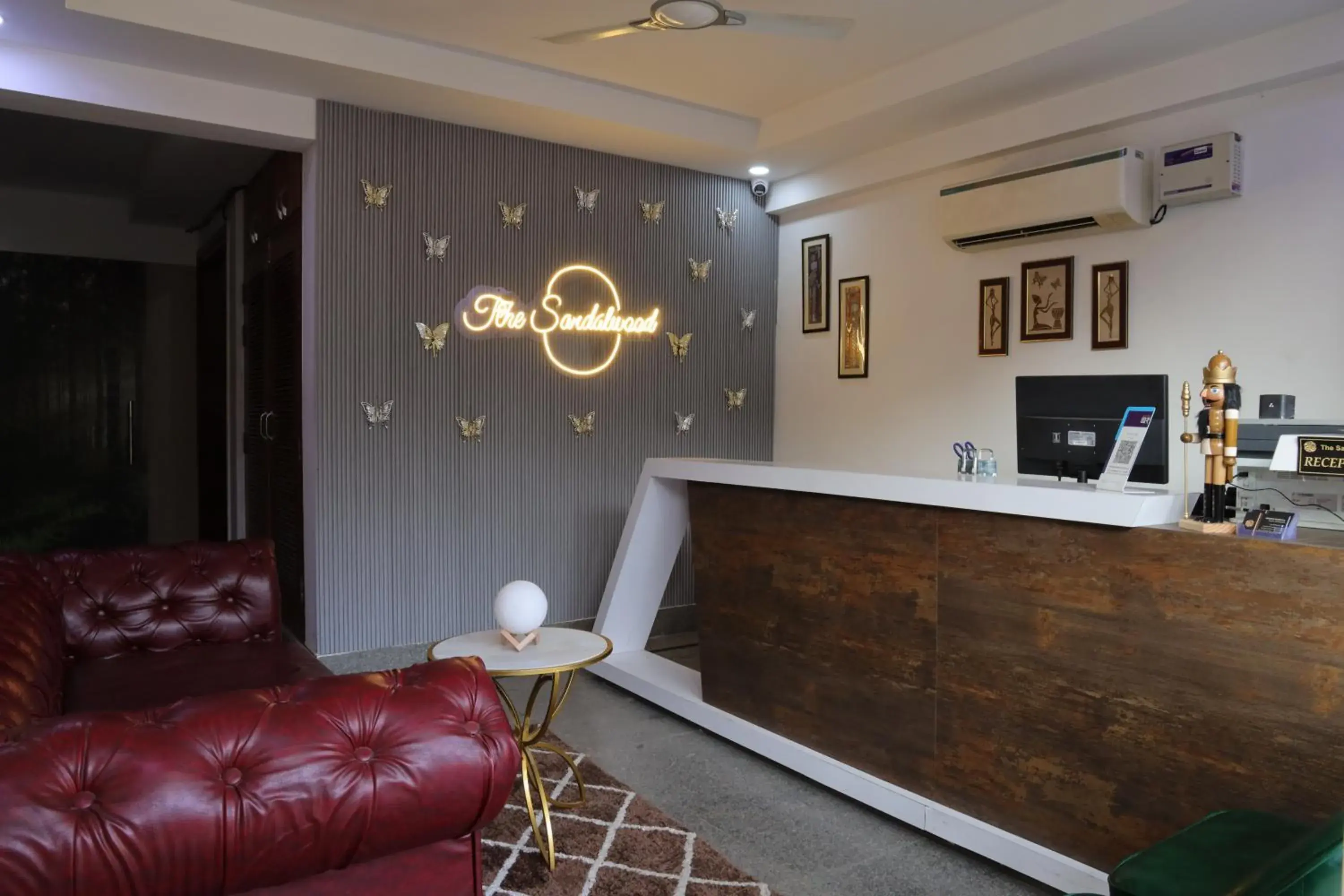 The Sandalwood Hotel I Sec-38 I Near Medanta Medicity Gurgaon The Sandalwood Hotel I Sec-38 I Near Medanta Medicity Gurgaon