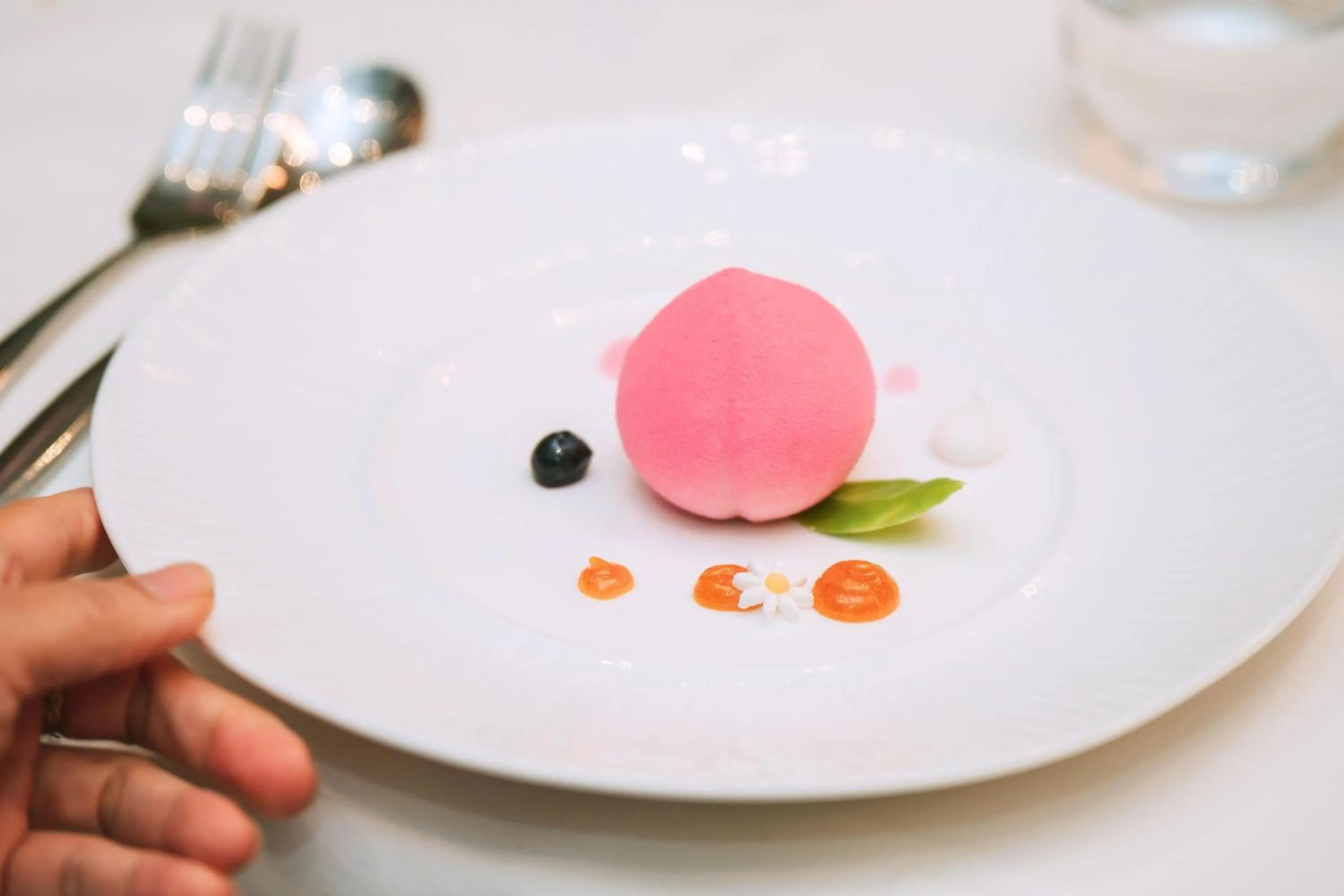 Restaurant/places to eat in Hotel Indigo Saigon the City by IHG