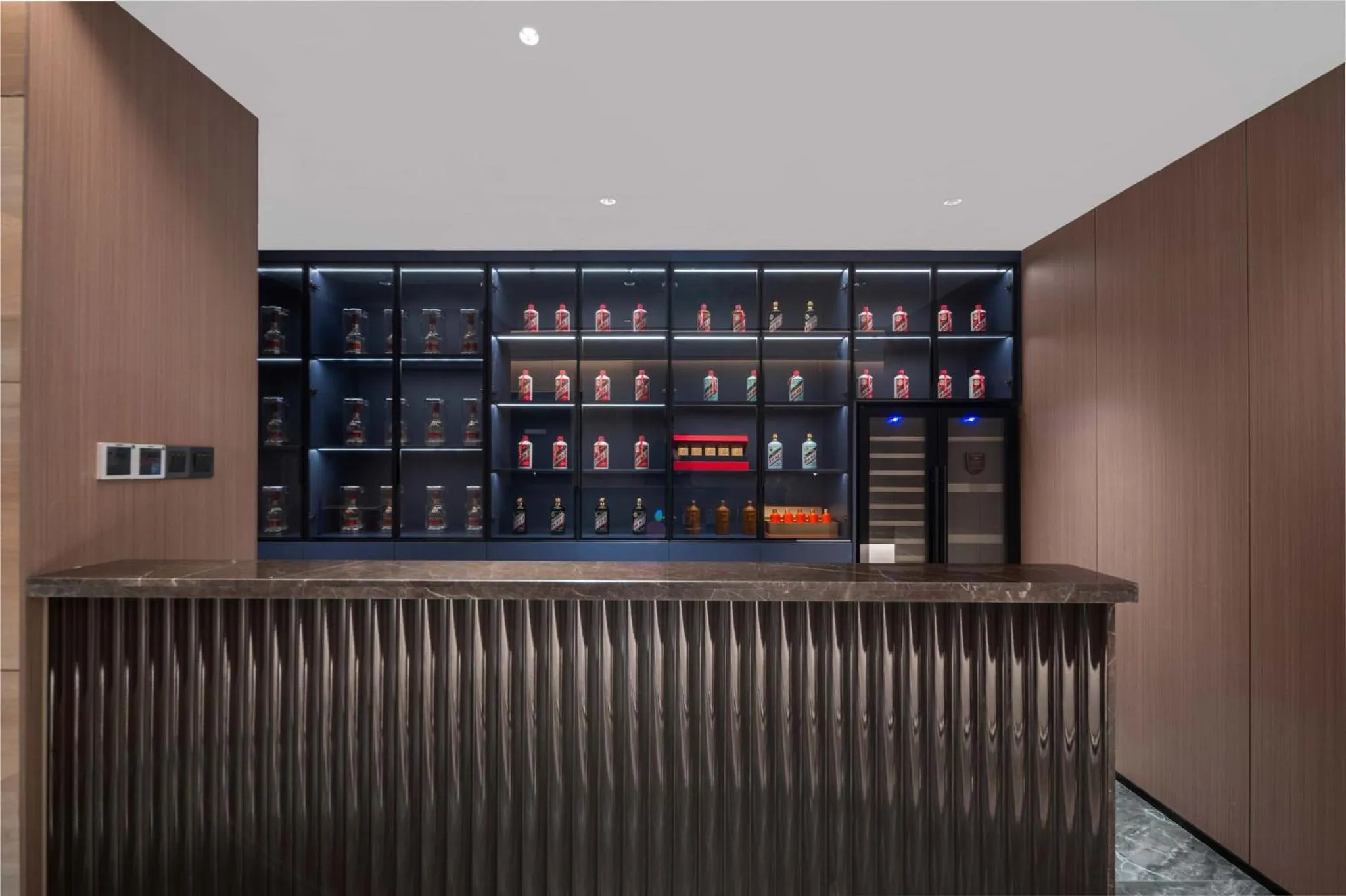 Restaurant/places to eat in Holiday Inn Express Shanghai Hongqiao NECC by IHG