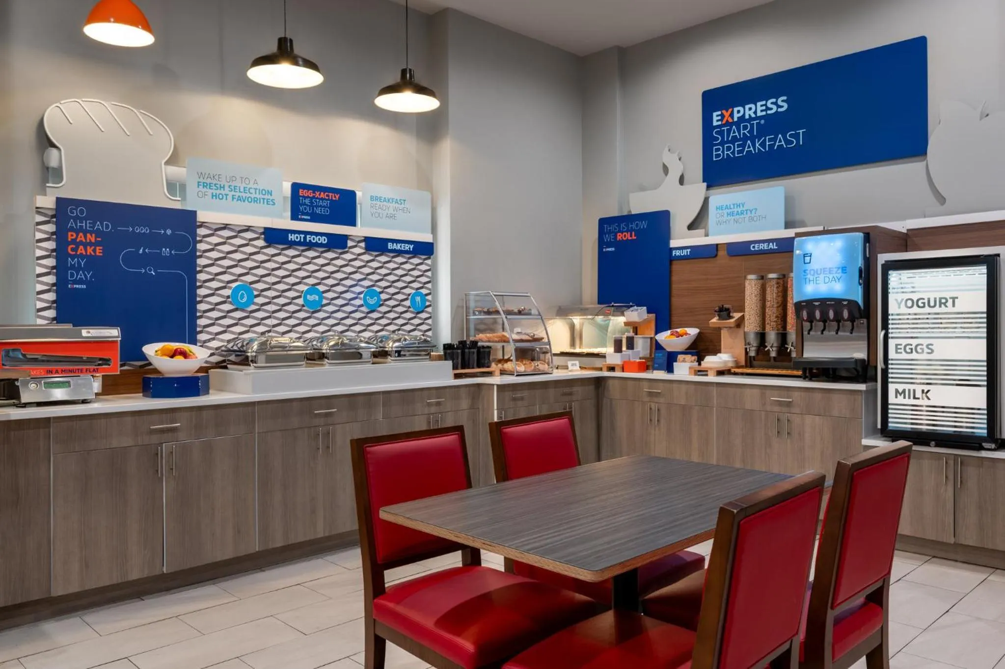 Breakfast in Holiday Inn Express & Suites Bronx - Zoo Area by IHG