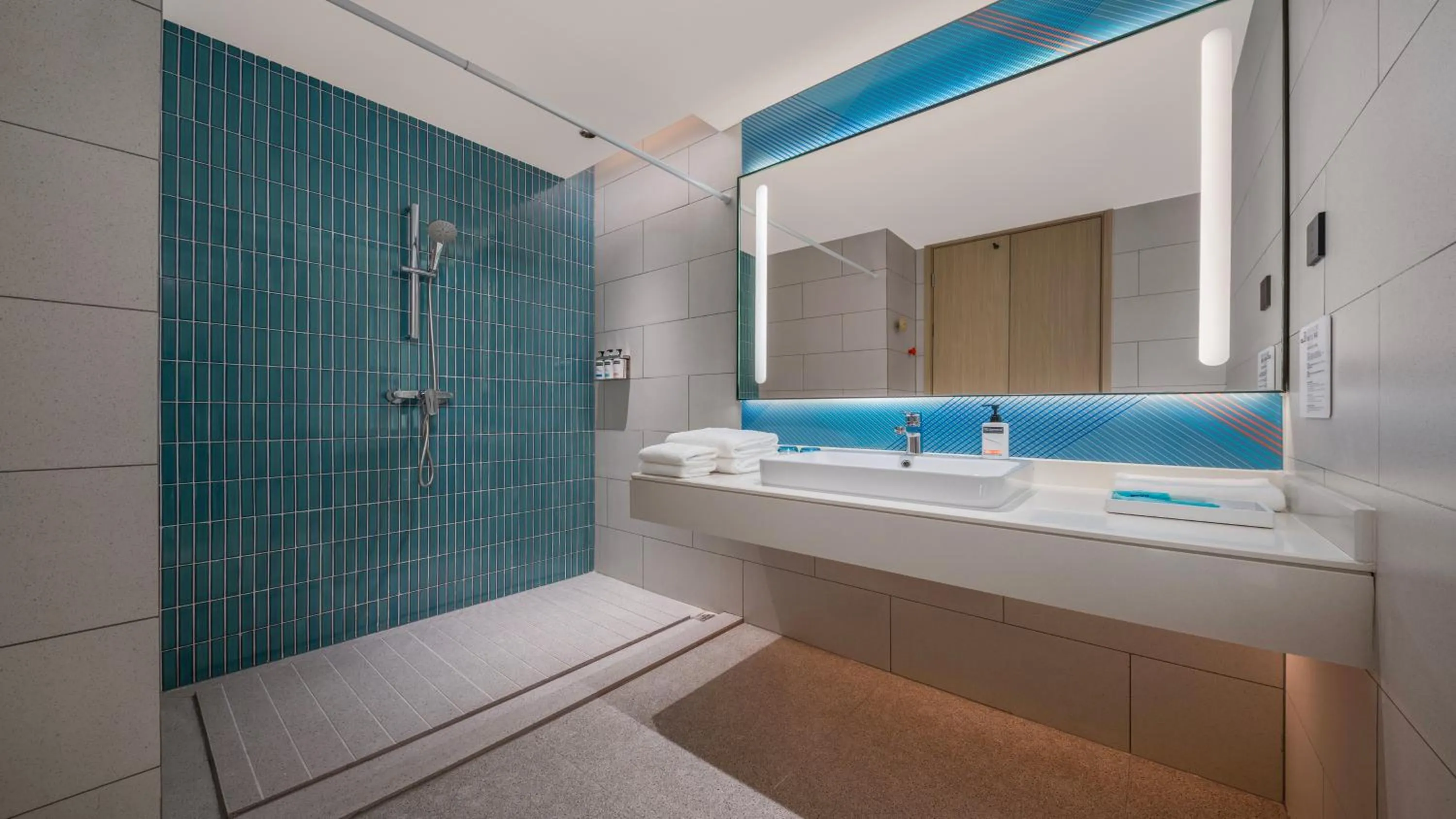 Facility for disabled guests in Holiday Inn Express Guiyang Airport, an IHG Hotel