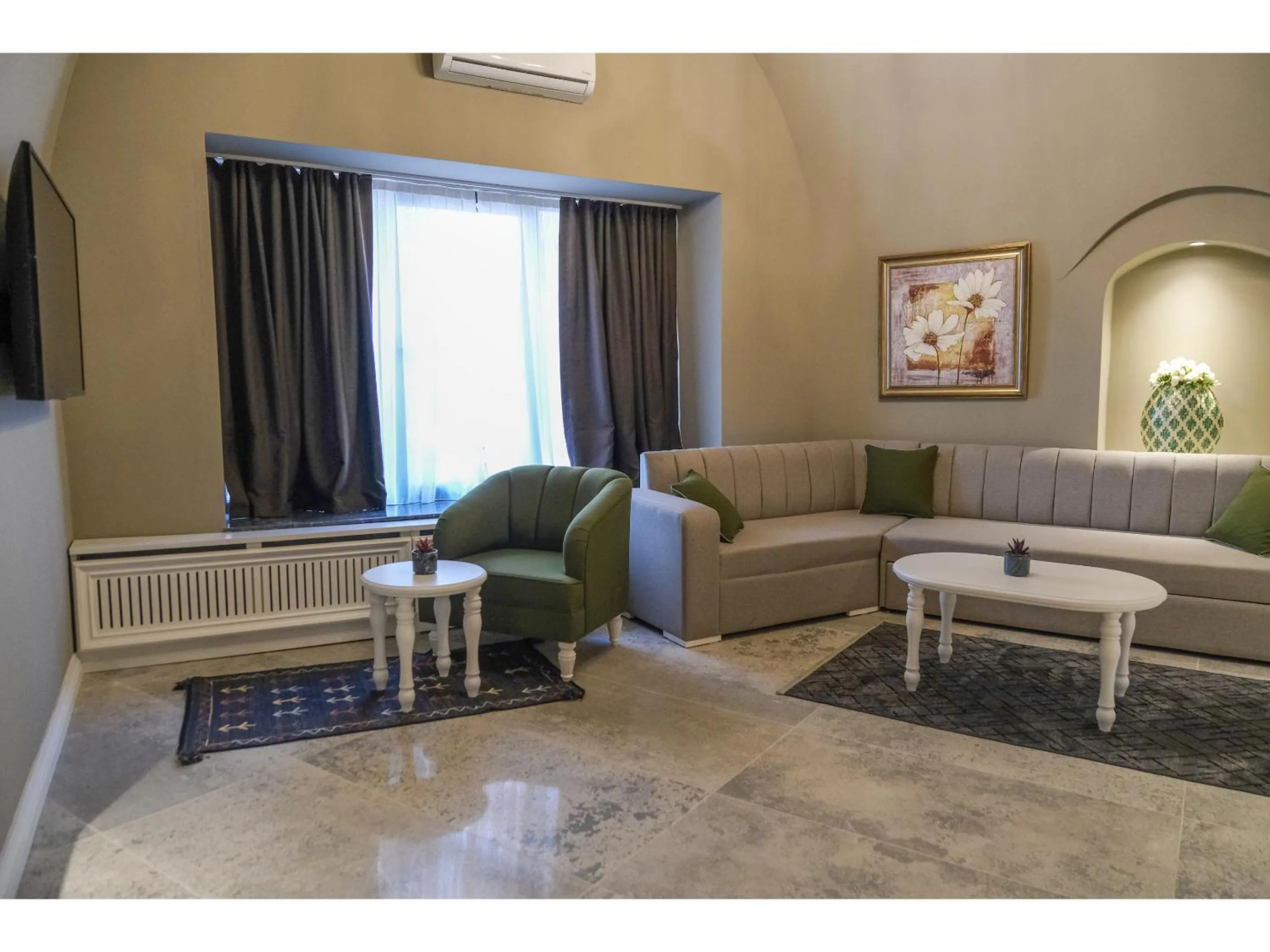 Living room in Palazzo Suit Karaköy