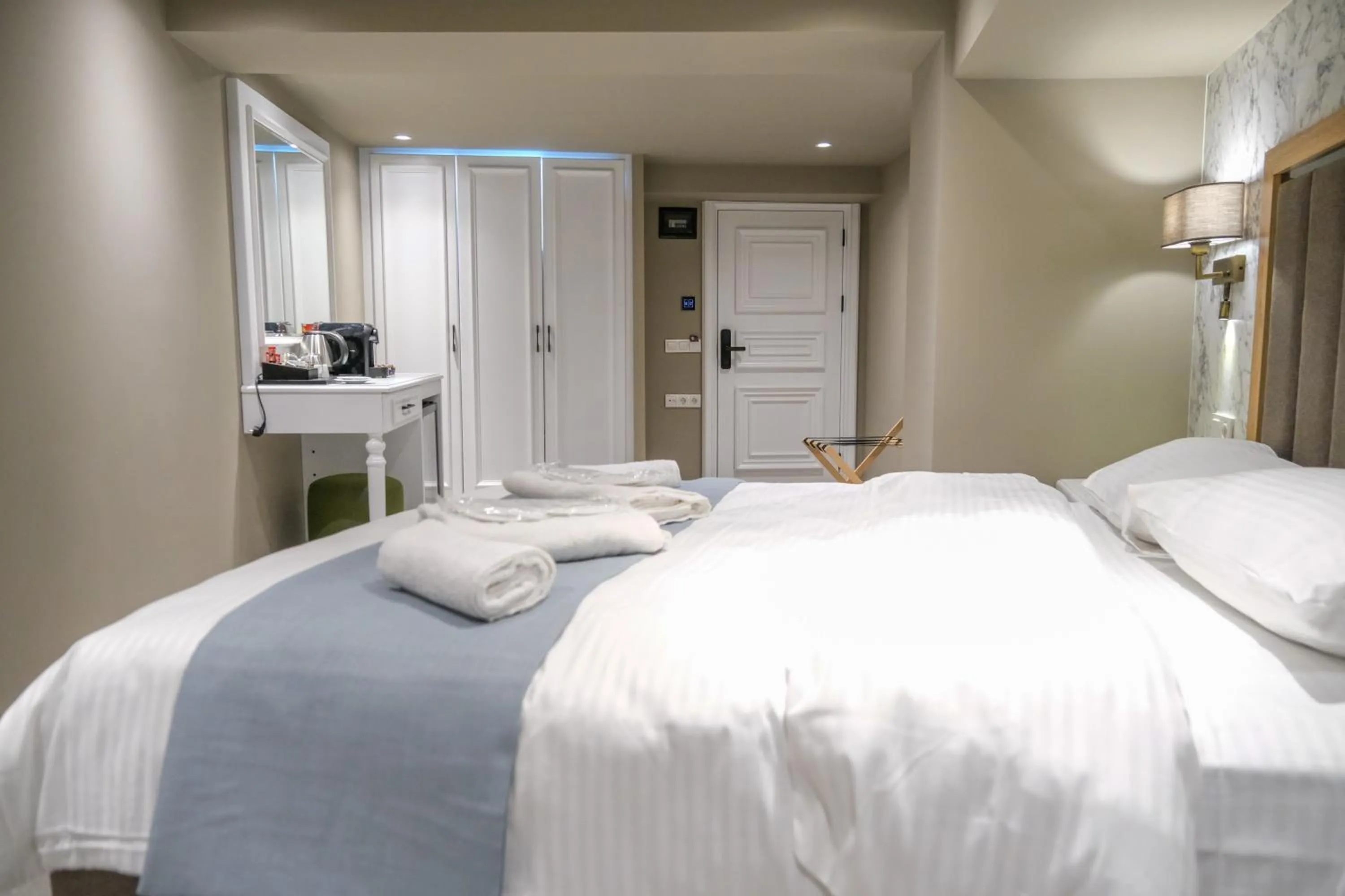 Massage, Bed in Palazzo Suit Karaköy