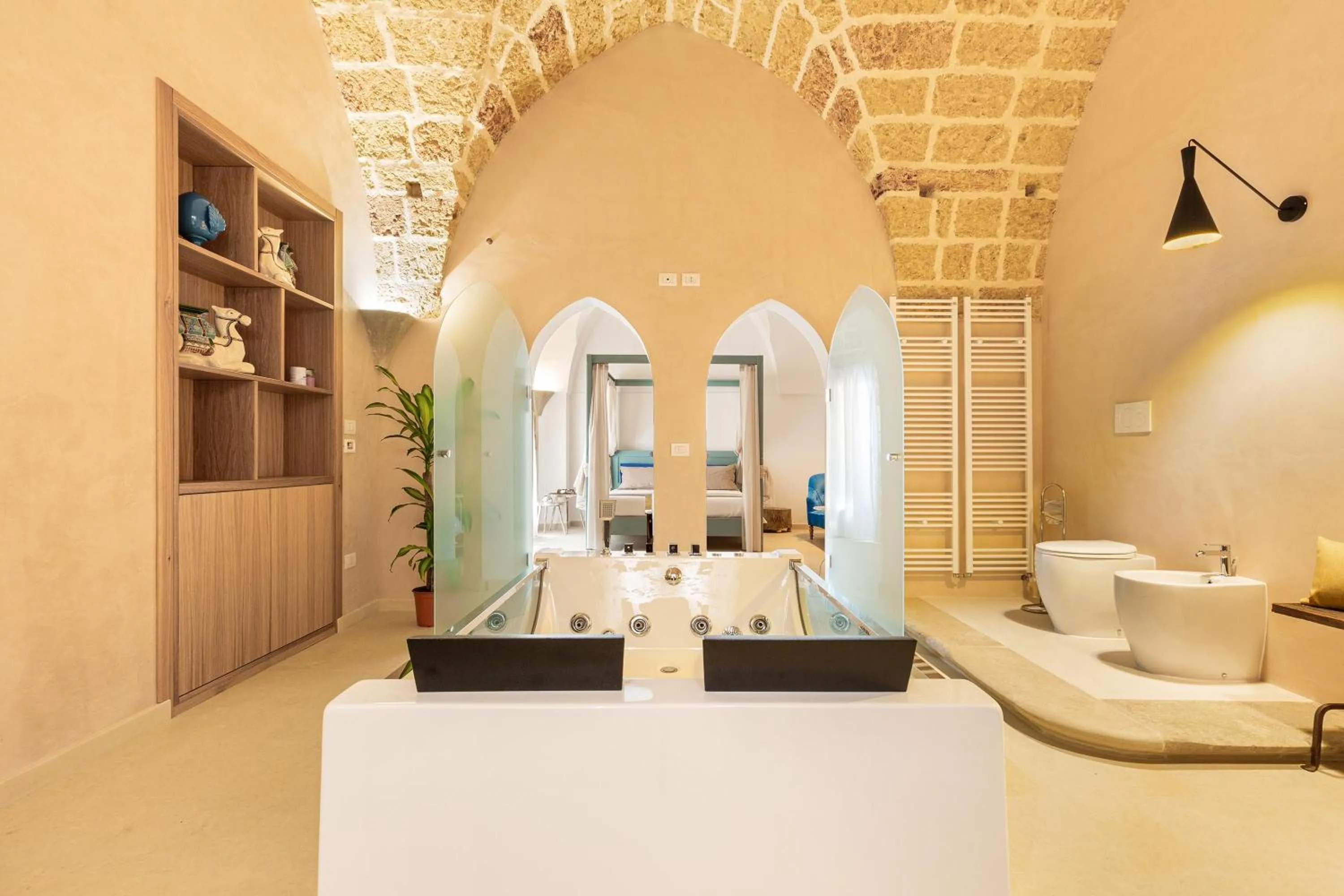 Deluxe Suite with Spa Bath in Le Mule Suite and Rooms - Specchia