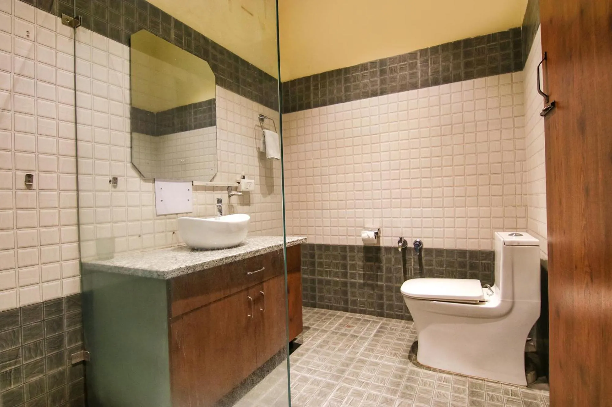 Bathroom in FabHotel K9 Regency