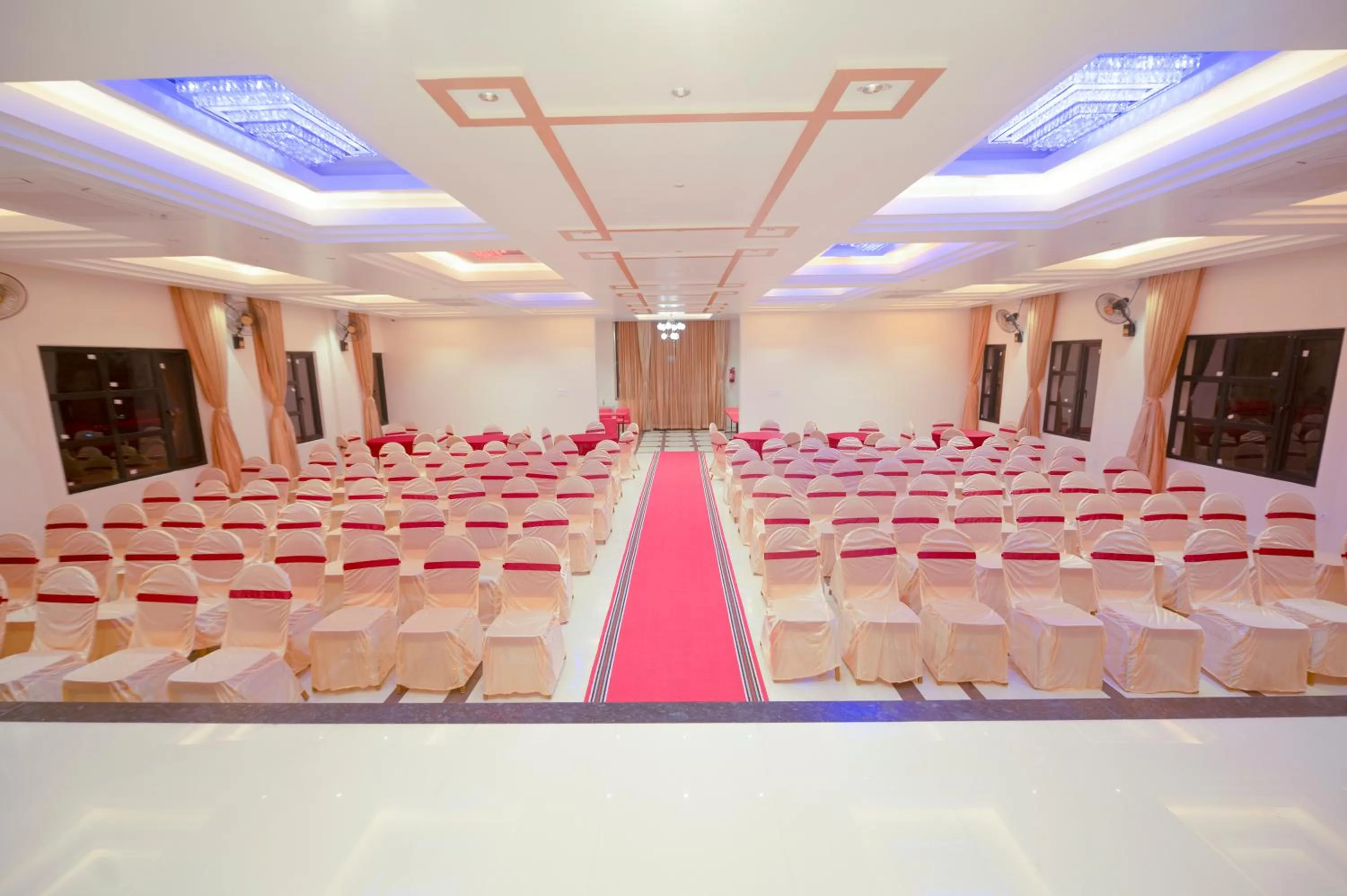 Banquet/Function facilities in Hotel Merrytale