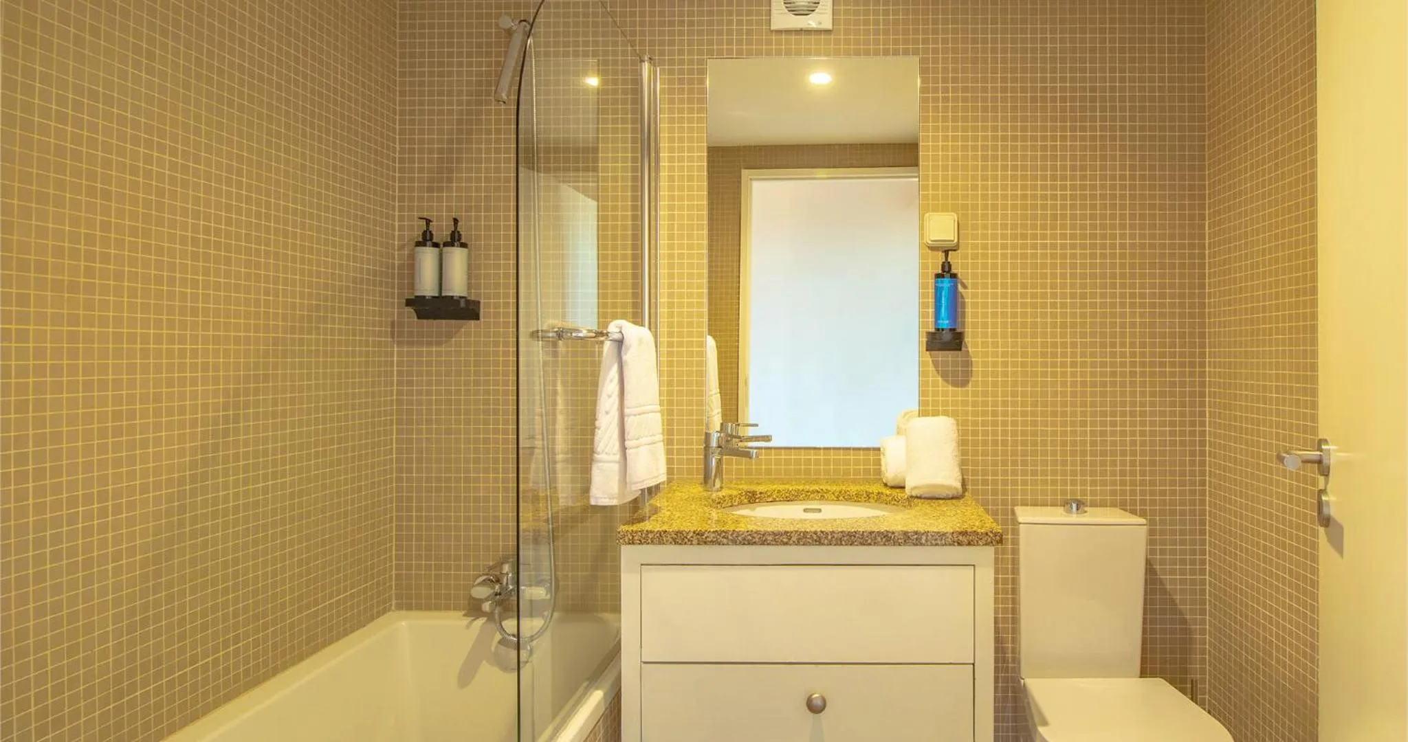 Bathroom in FLORES 36 by YoursPorto