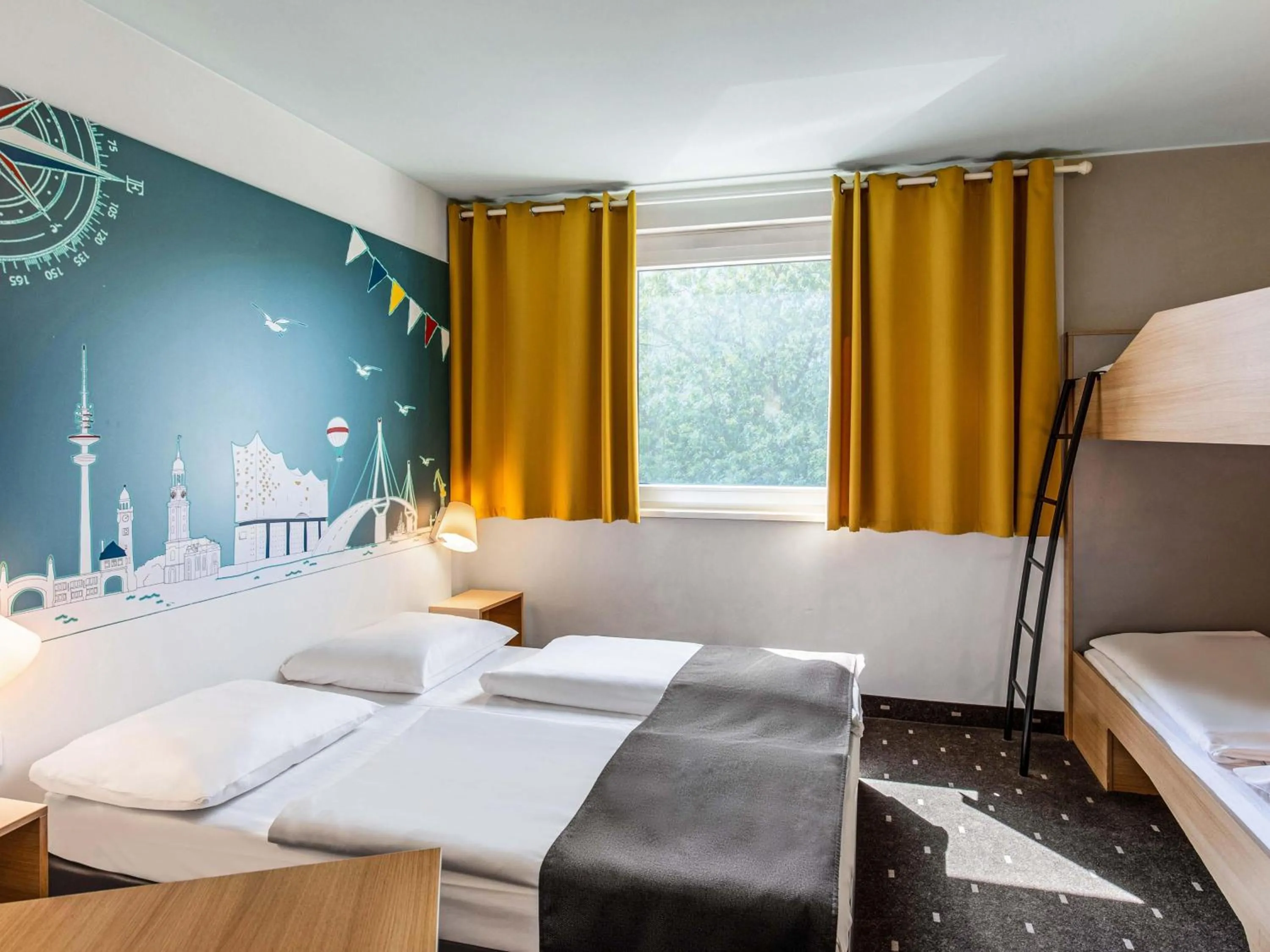 Bed in B&B Hotel Hamburg-Nord