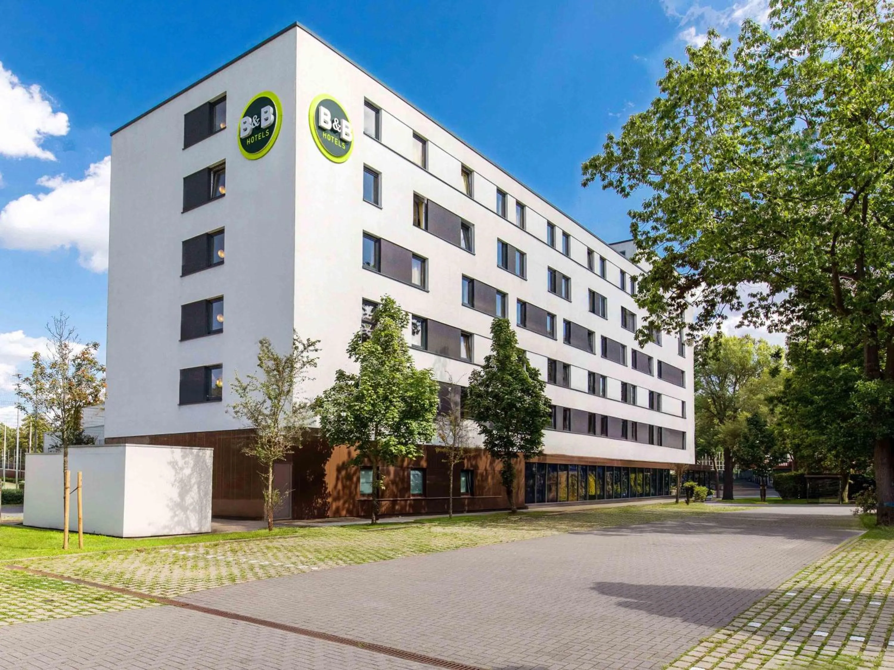 Property building in B&B Hotel Hamburg-Nord
