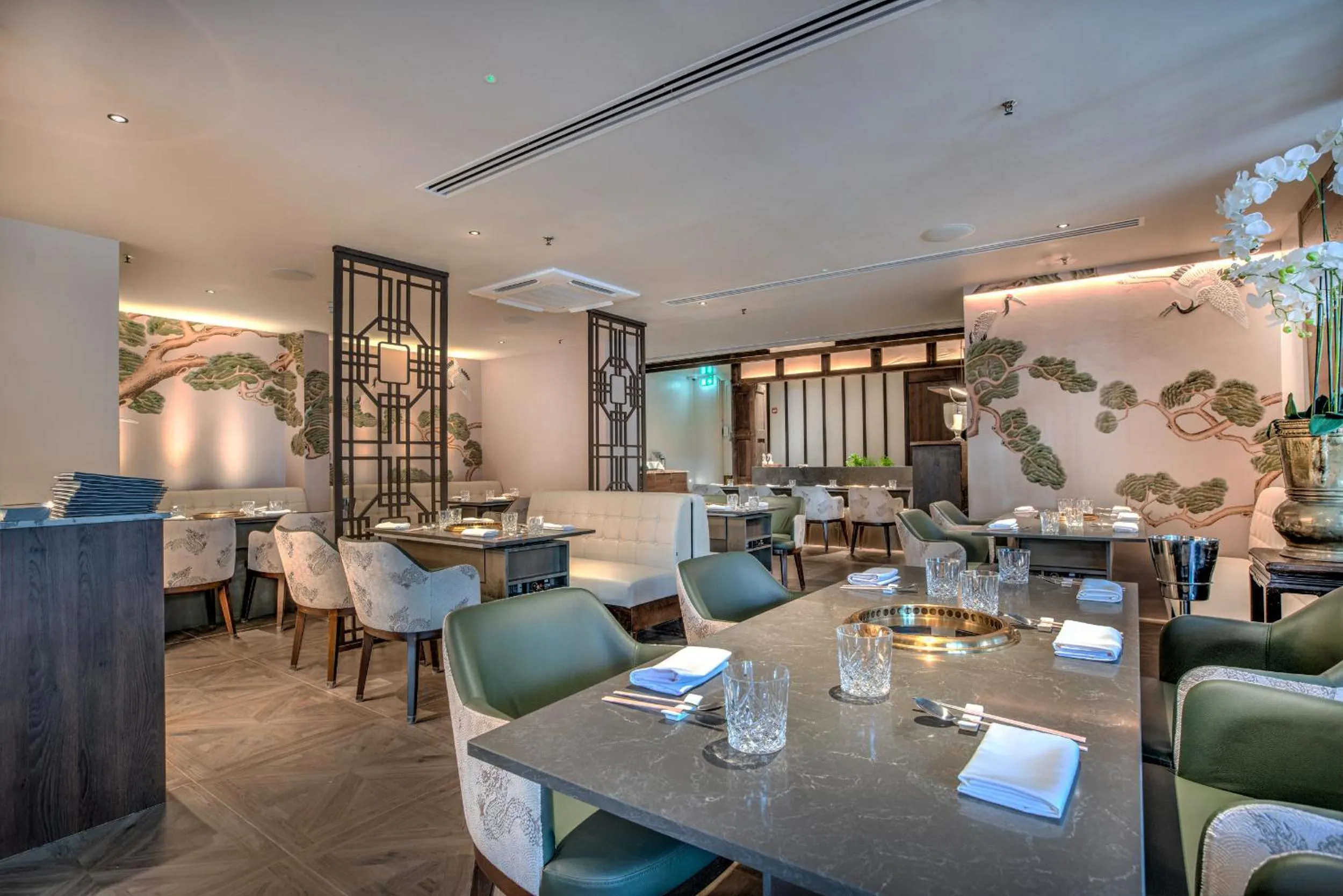 Restaurant/places to eat in Millennium Hotel and Conference Centre Gloucester London