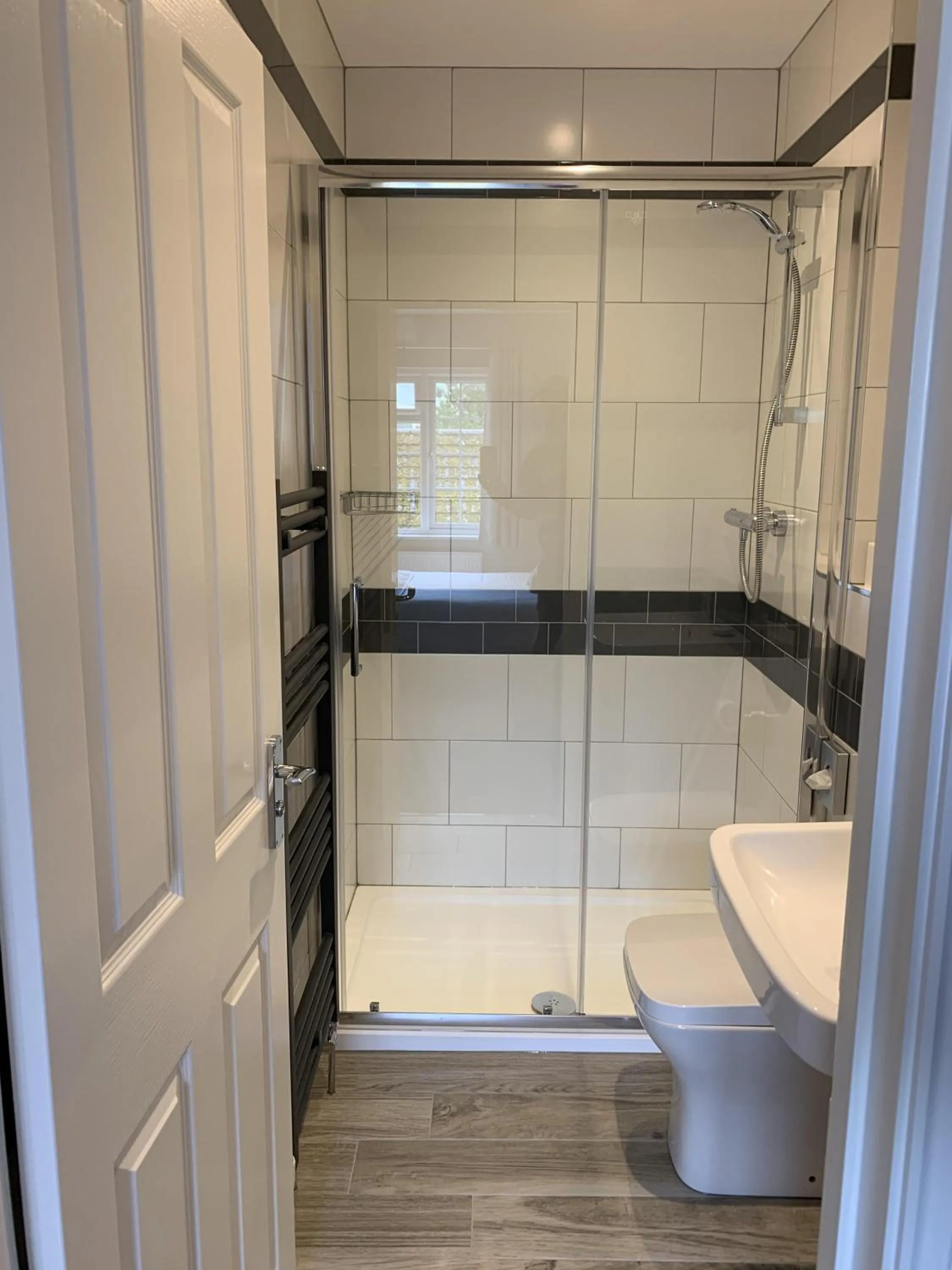 Bathroom in Hensleigh House