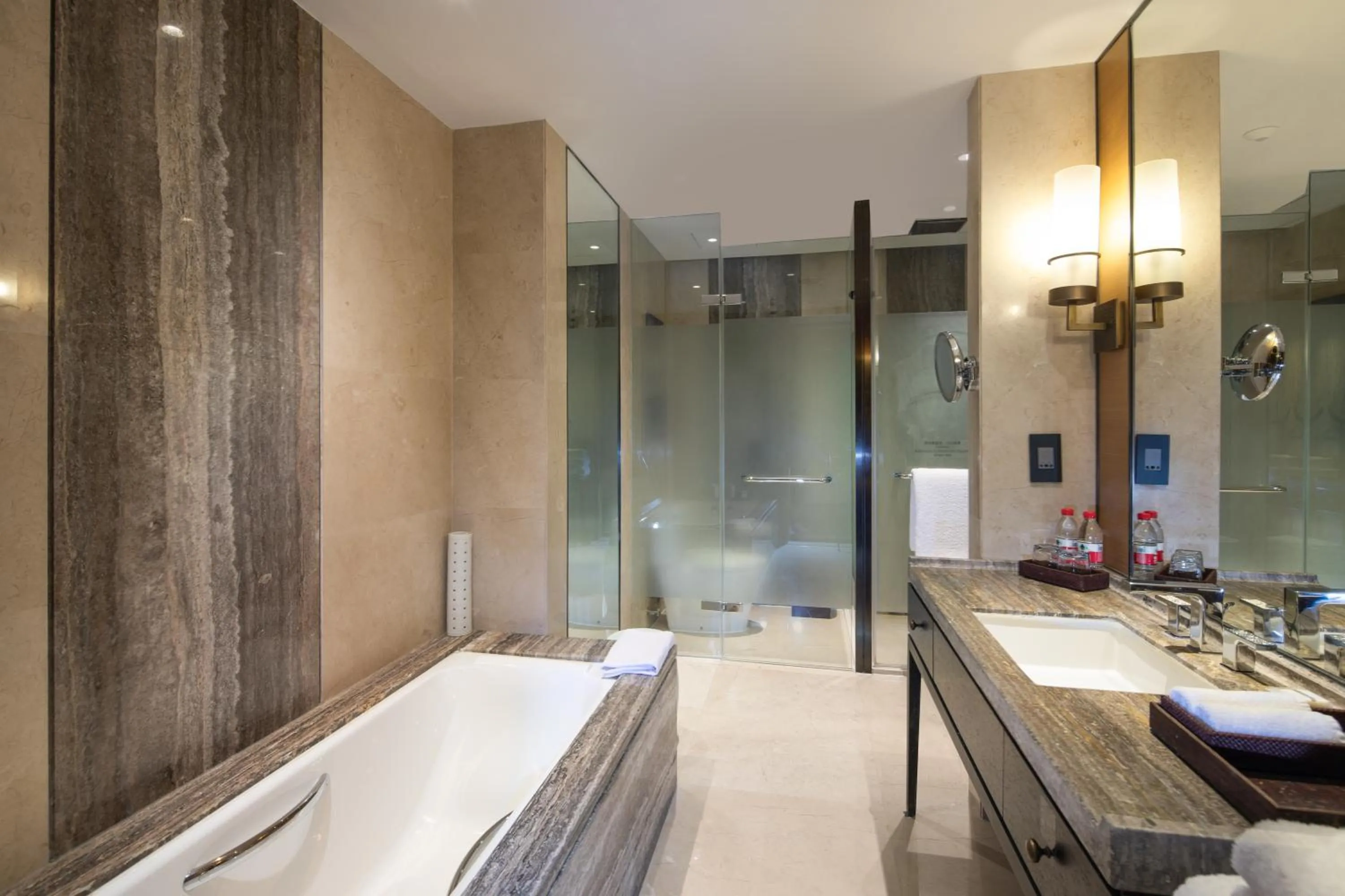 Hyatt Regency Chongming