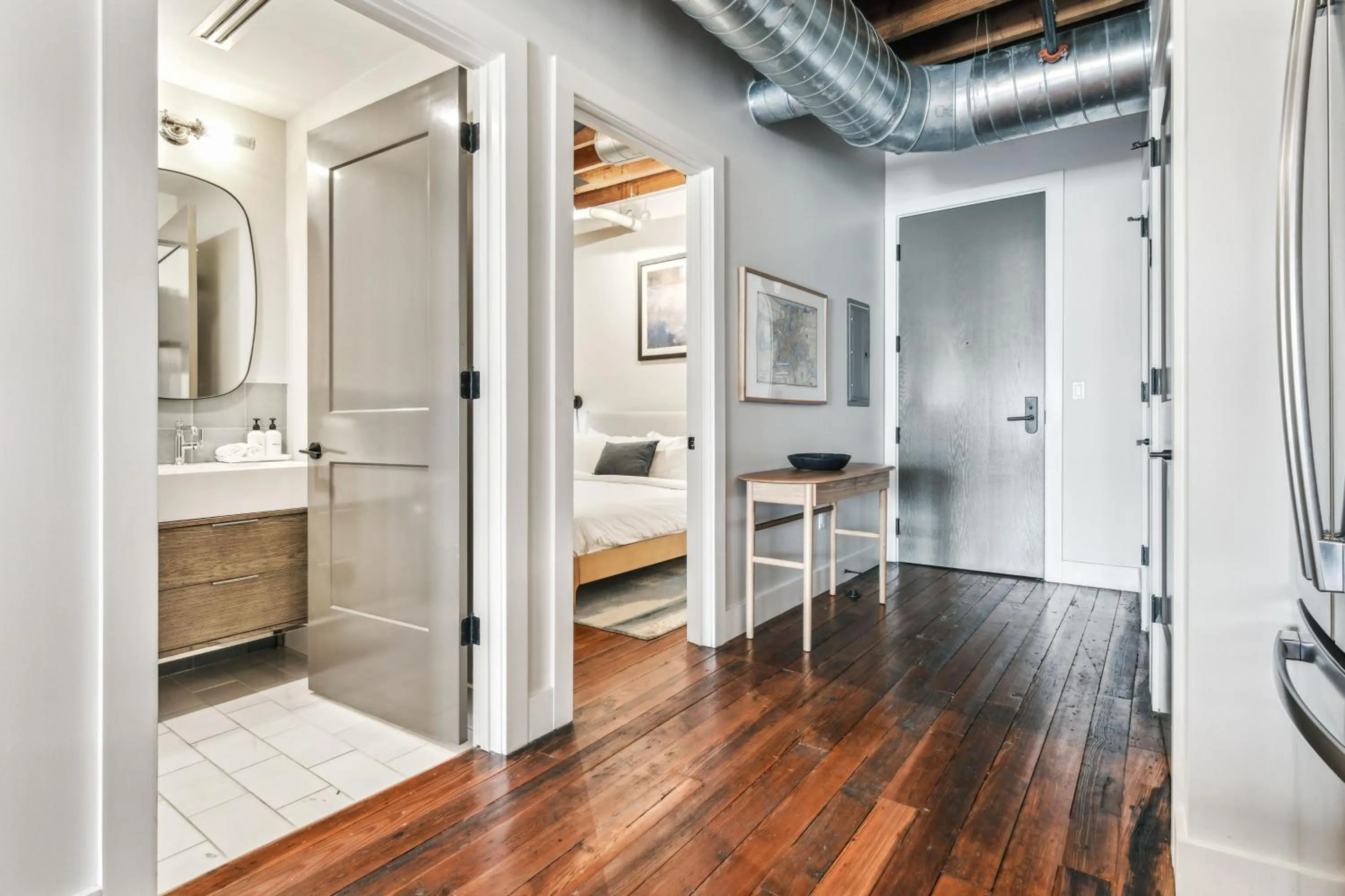 Bathroom, Bed in Ironworks Building