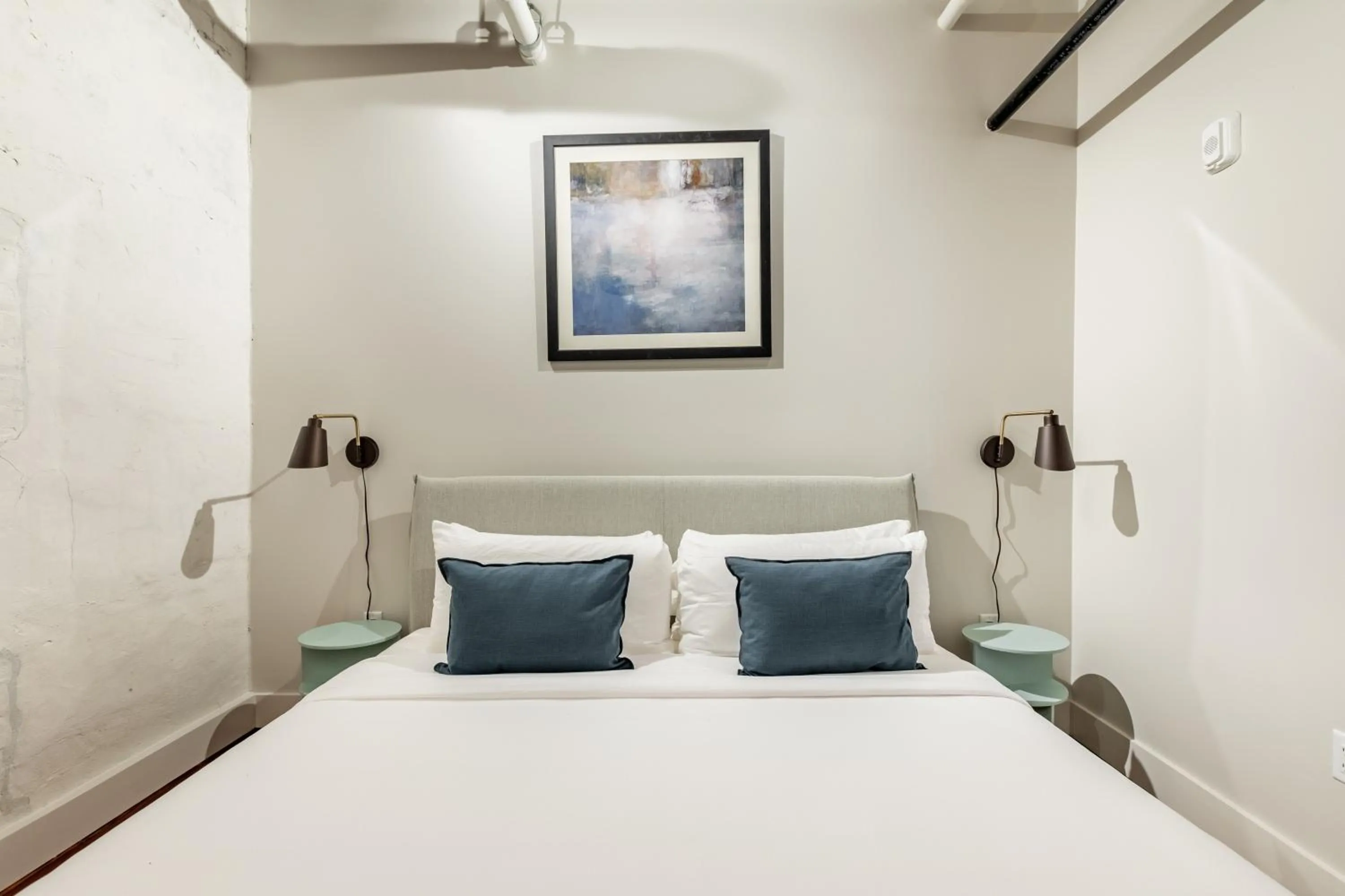 Bedroom, Bed in Ironworks Building