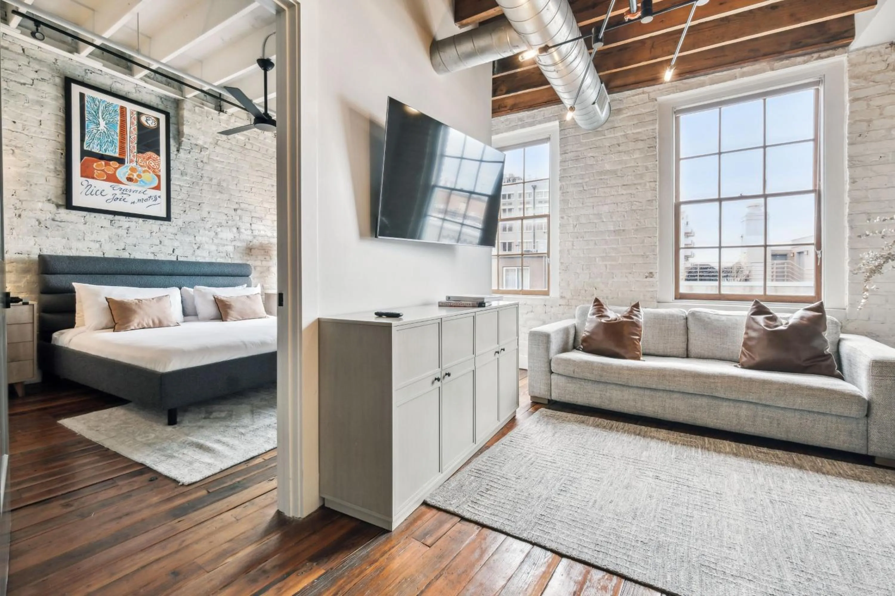 Living room, Bed in Ironworks Building