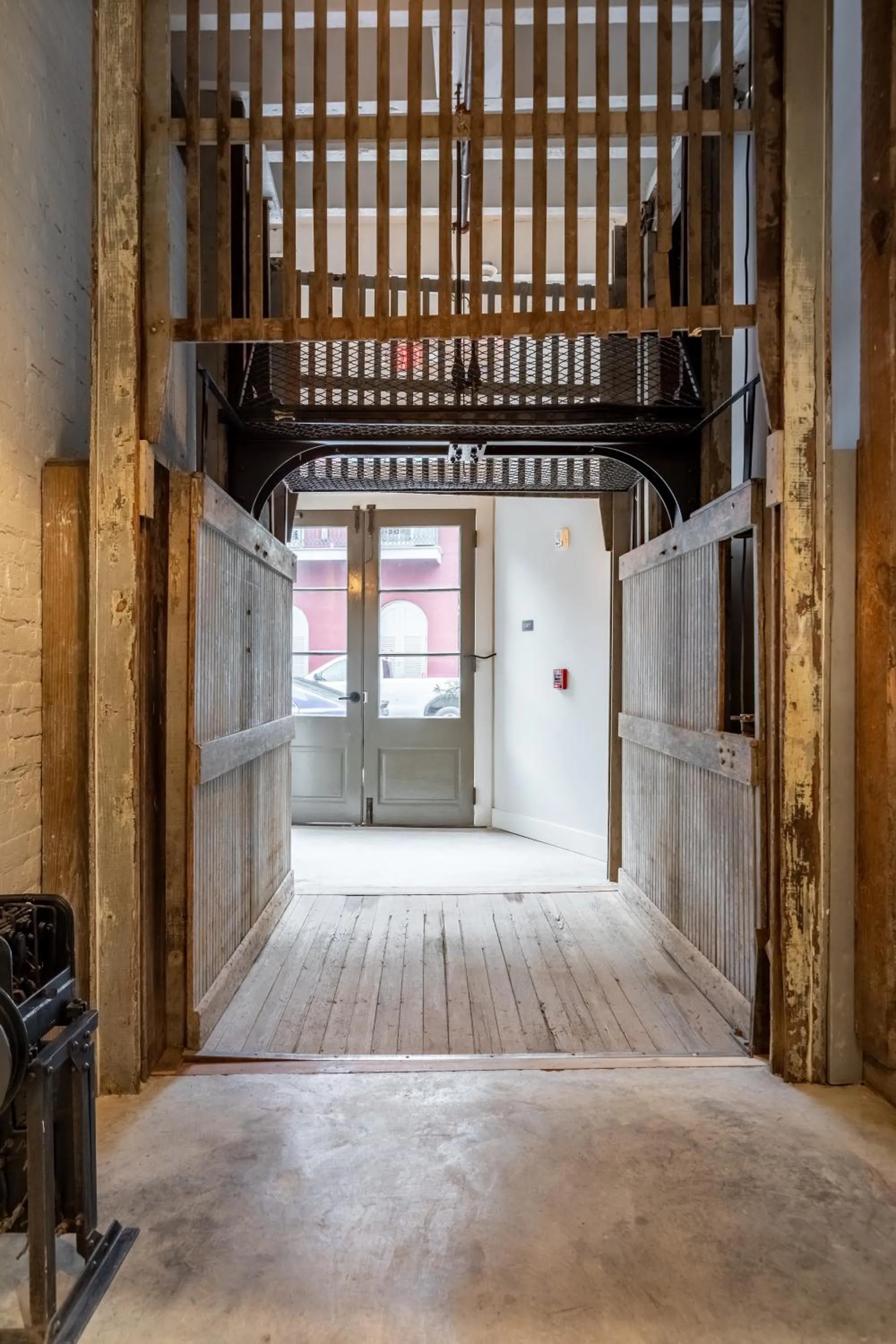 Area and facilities in Ironworks Building