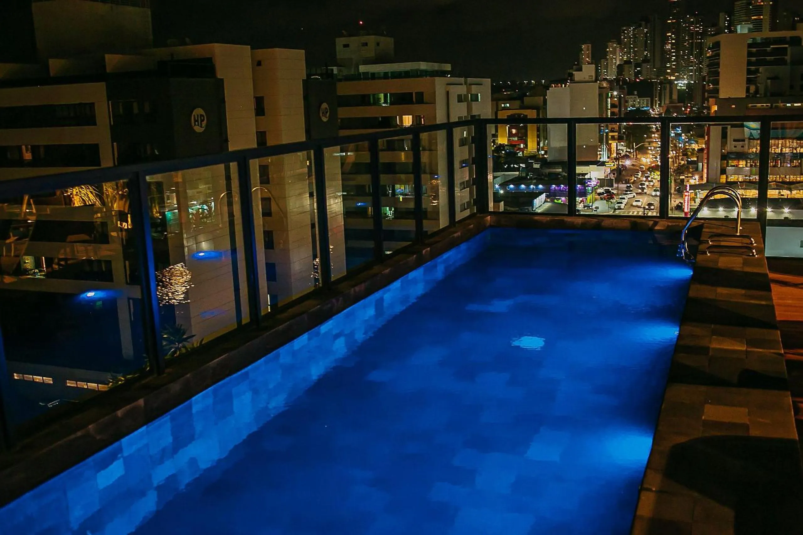 Swimming pool in Urban 750 by Day by Day