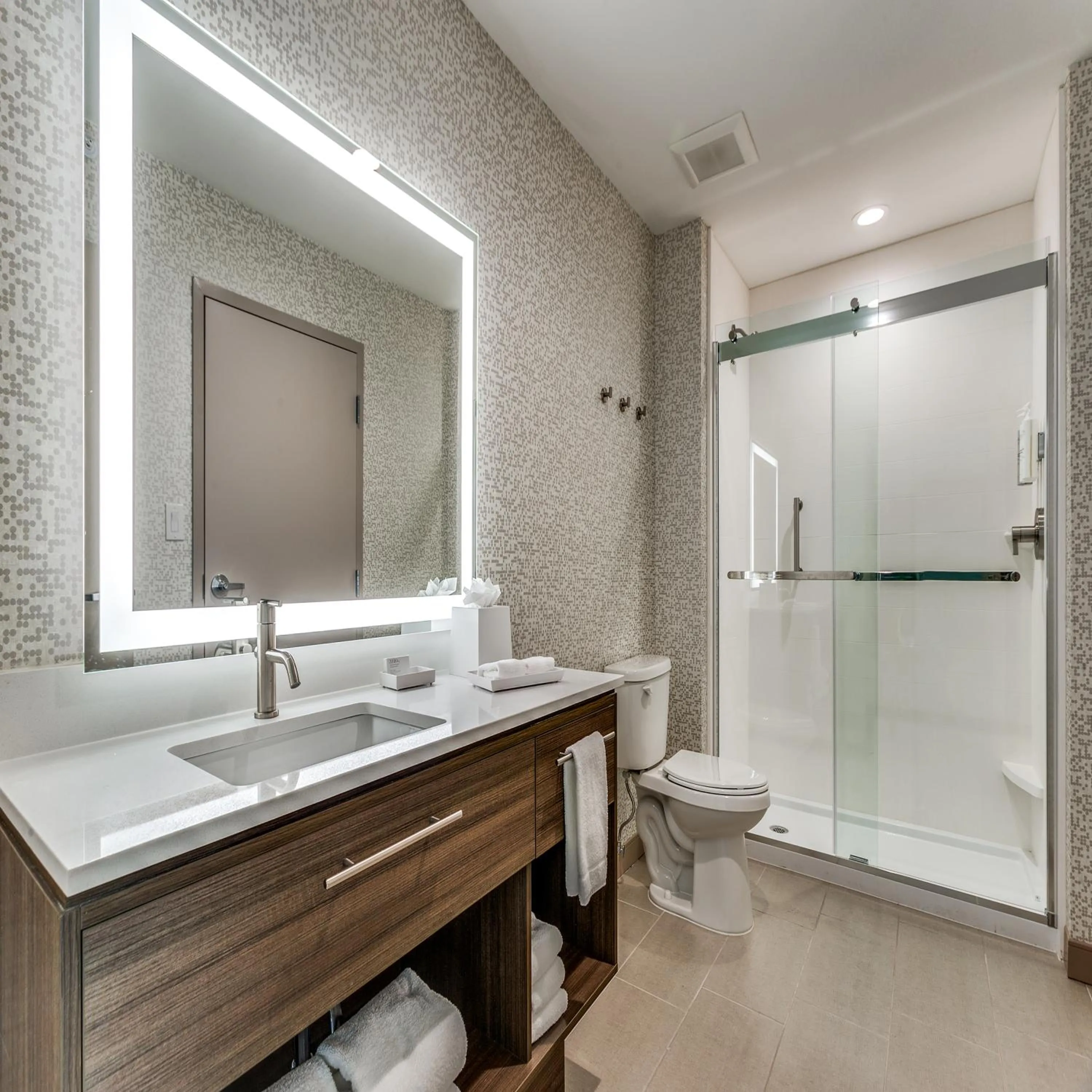 Shower in Home2 Suites By Hilton Fort Worth Arlington West