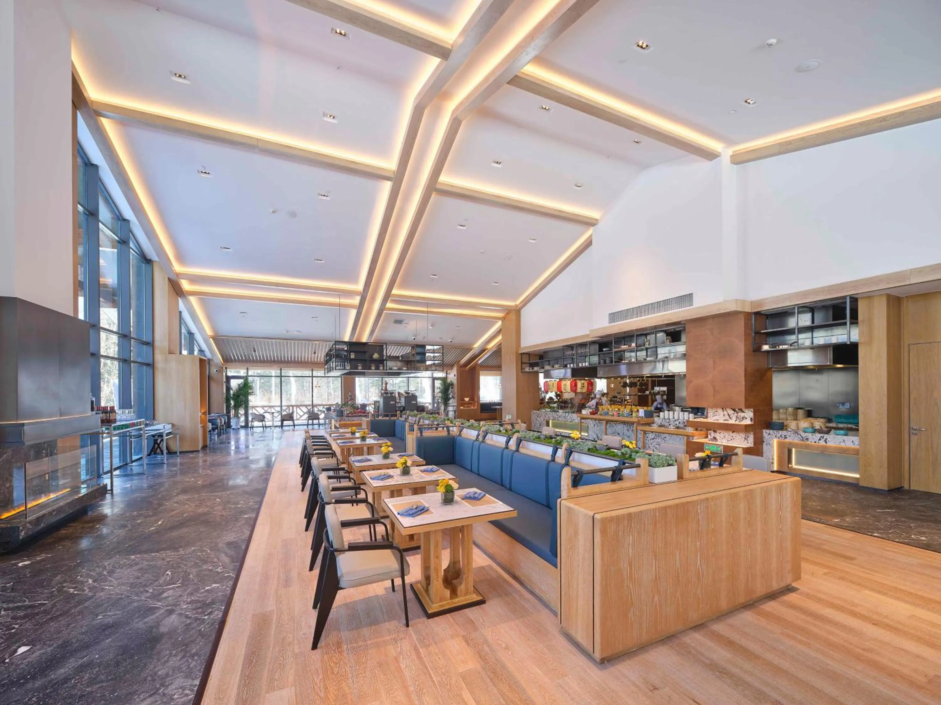 Restaurant/places to eat in DoubleTree by Hilton Changbaishan Hot Spring