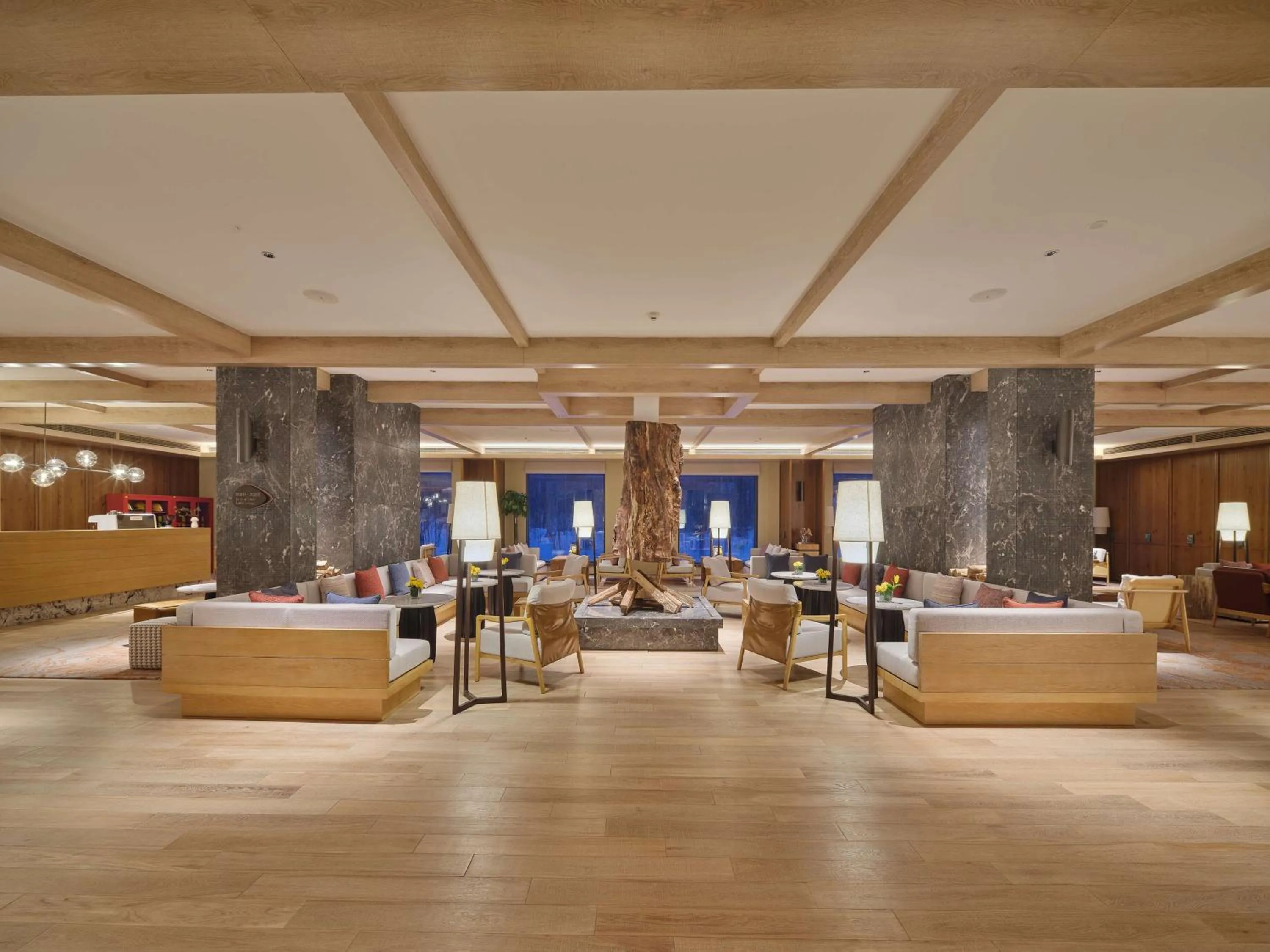 Dining area in DoubleTree by Hilton Changbaishan Hot Spring