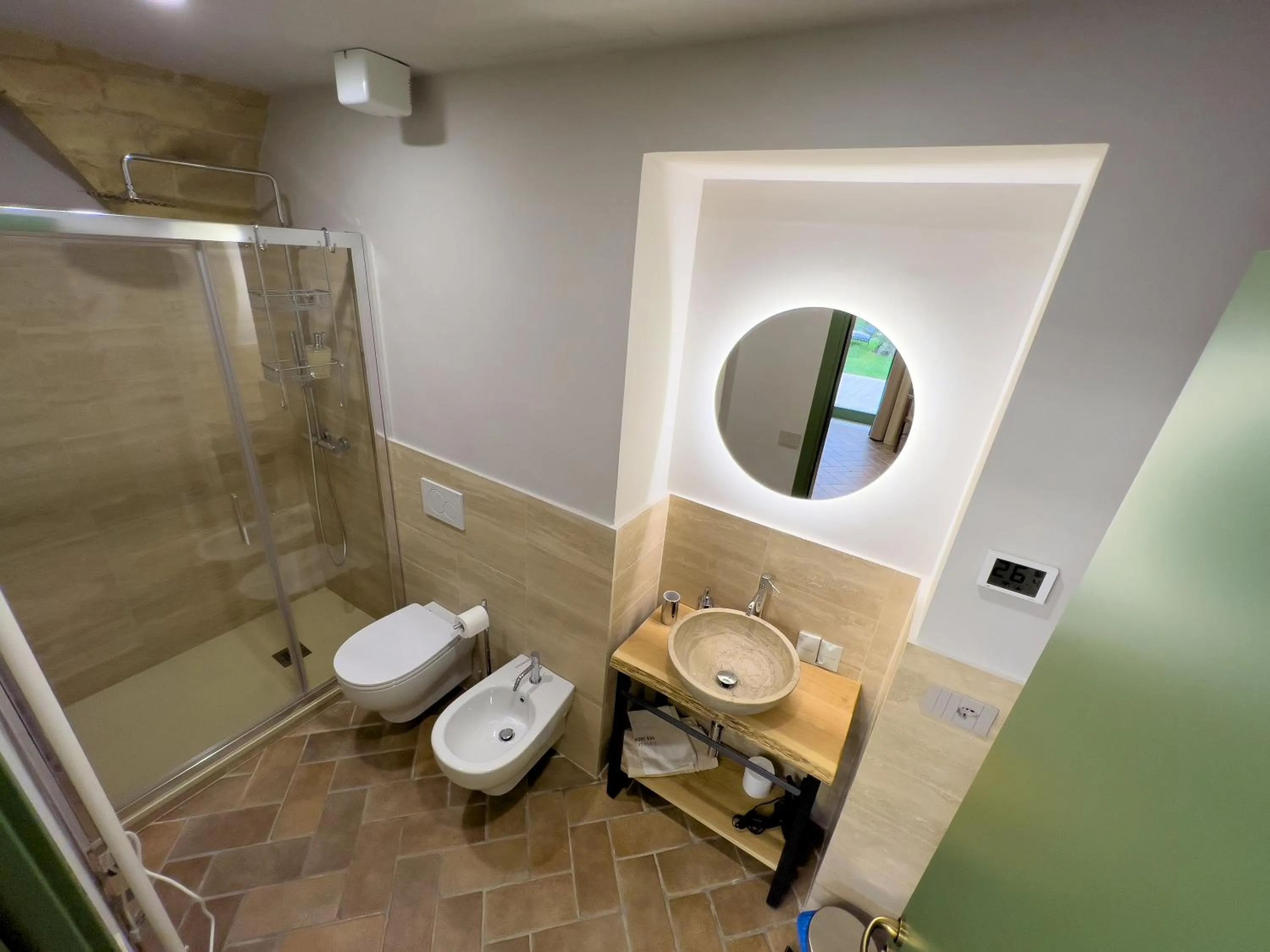 Shower in Relais Cocci Grifoni - Panoramic Wine Resort