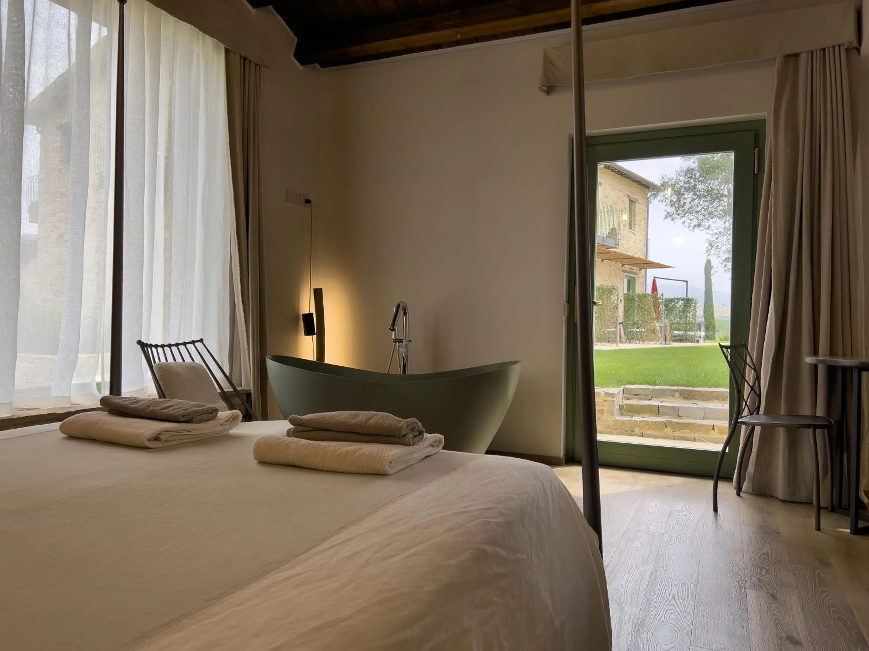 Bed in Relais Cocci Grifoni - Panoramic Wine Resort