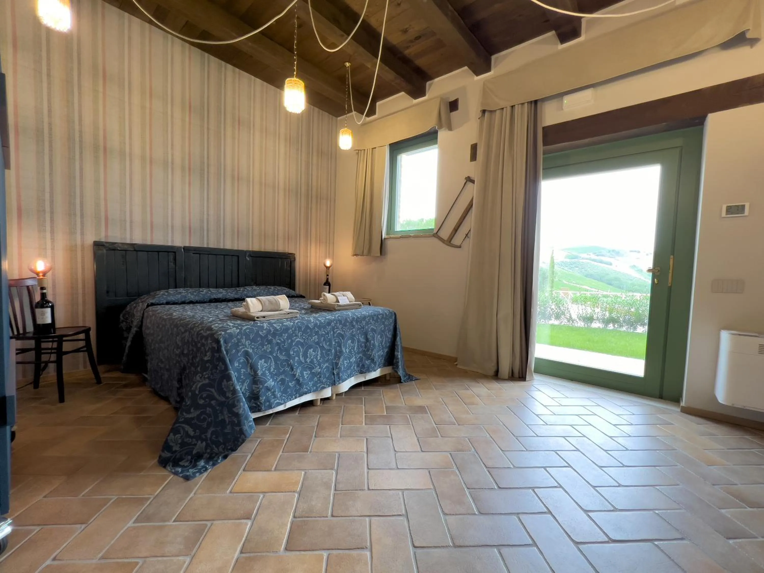 Bed in Relais Cocci Grifoni - Panoramic Wine Resort