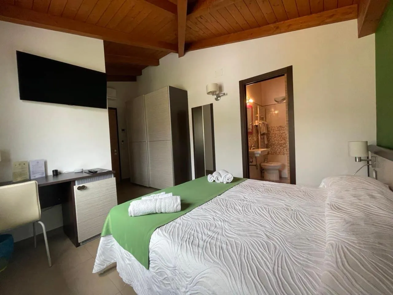 Photo of the whole room in Il Belvedere Guest House