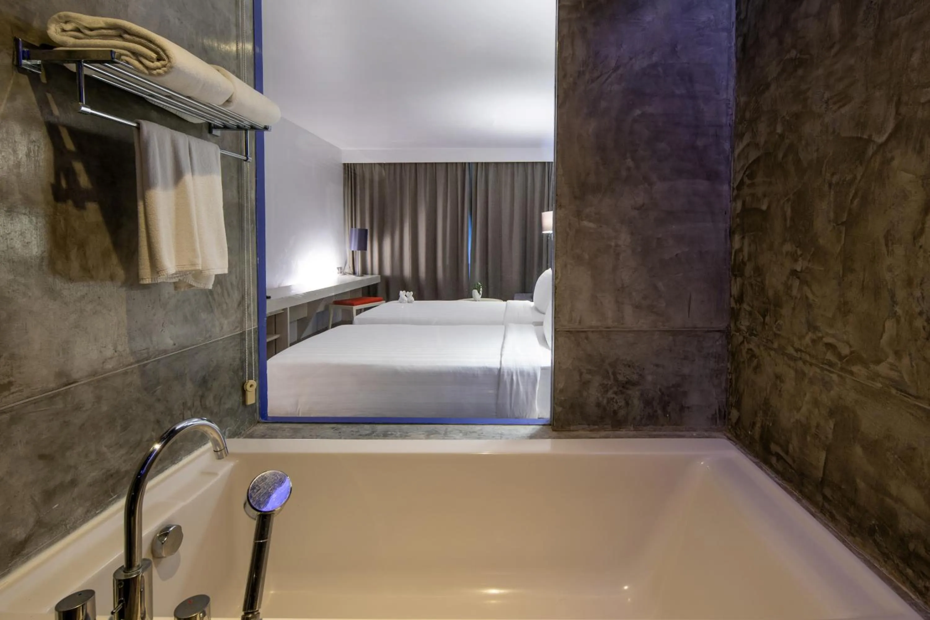 Bath, Bed in The Yama Hotel Phuket