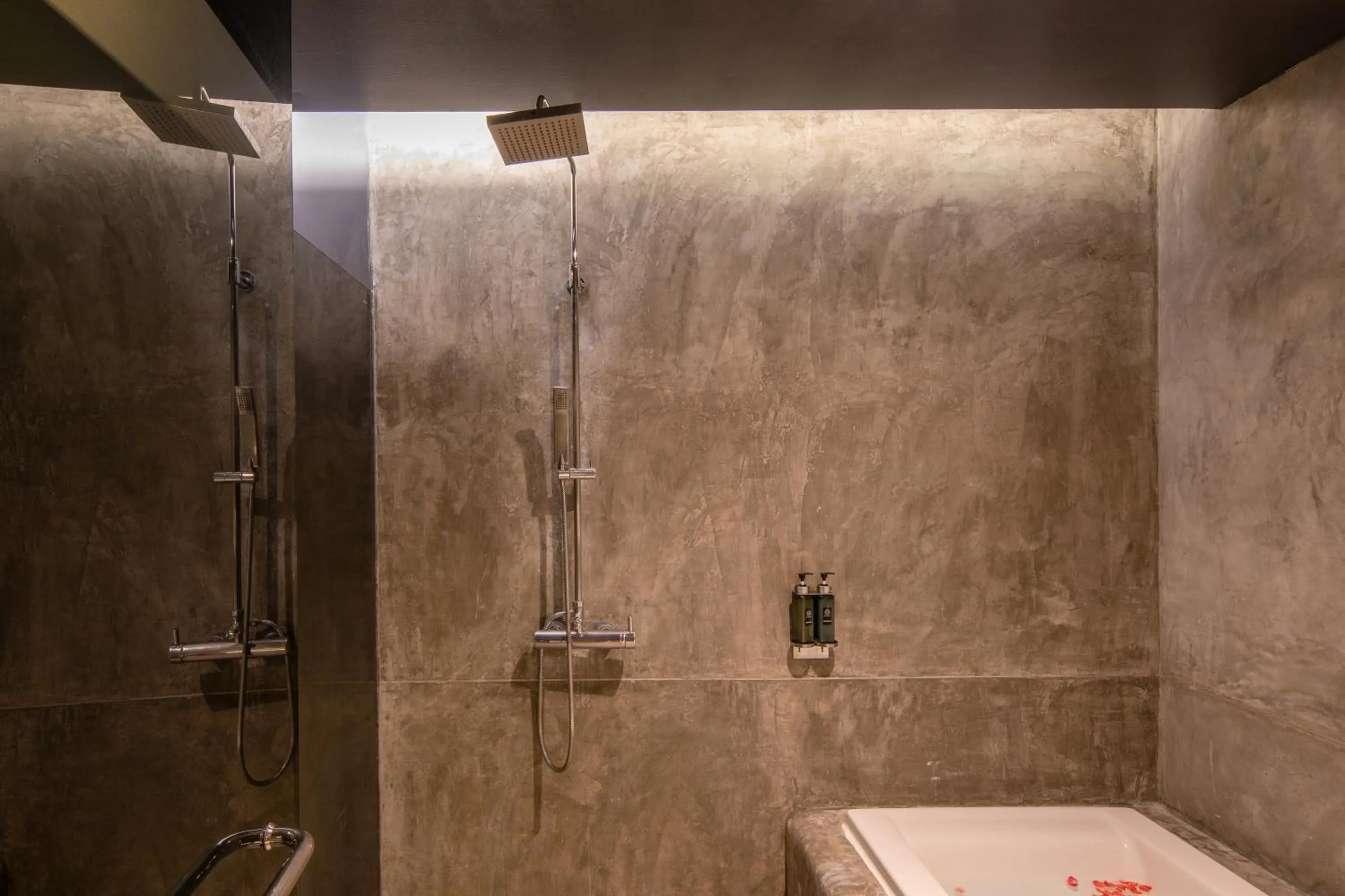 Shower in The Yama Hotel Phuket