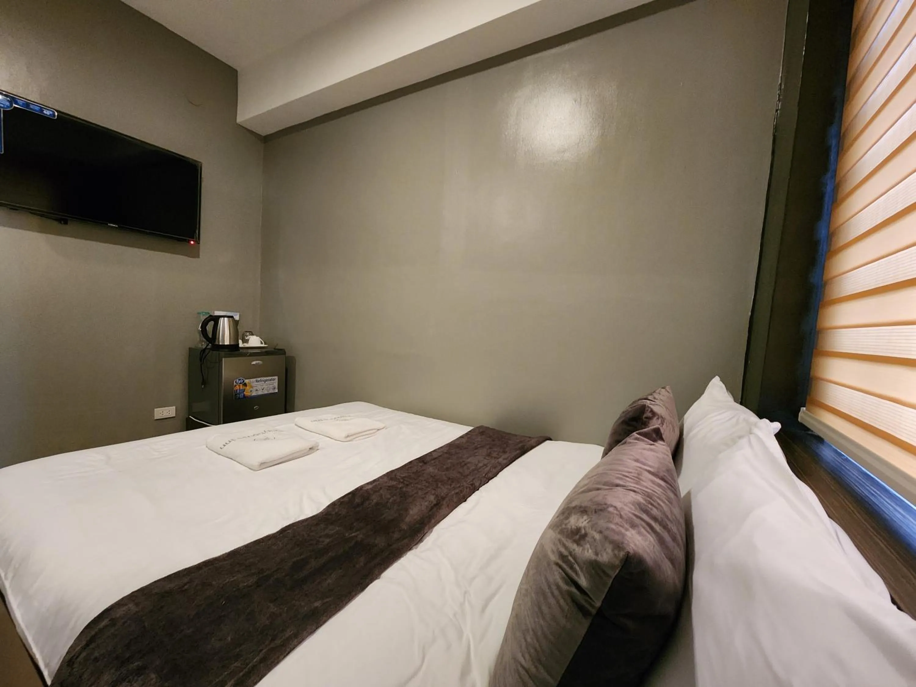 Bed in Grayhouse Inn Tagaytay