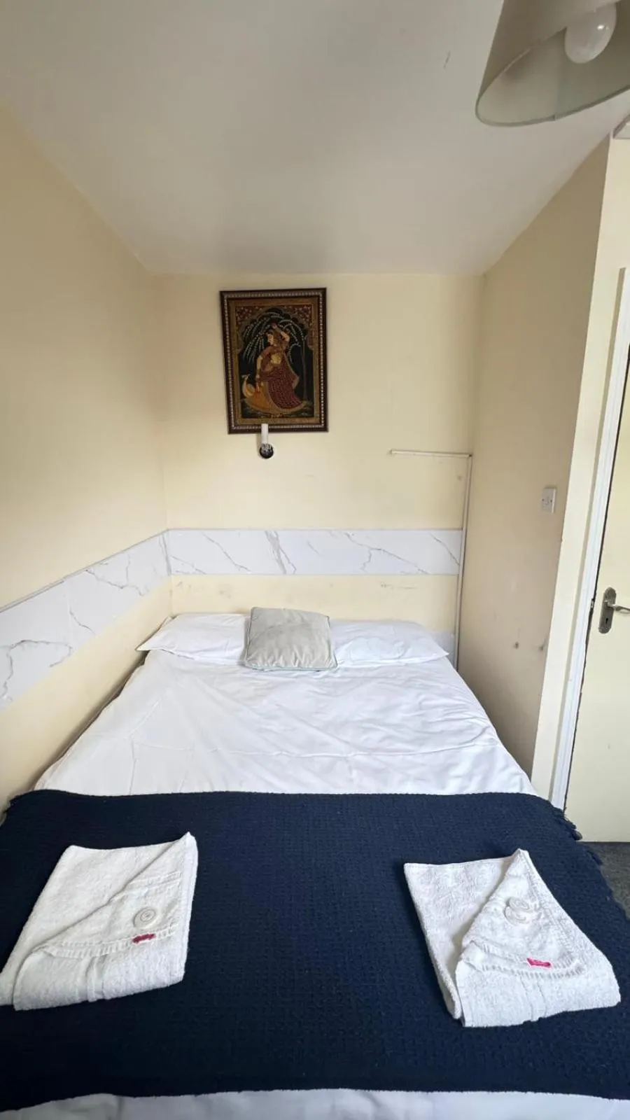 Bed in Earls Court Hotel