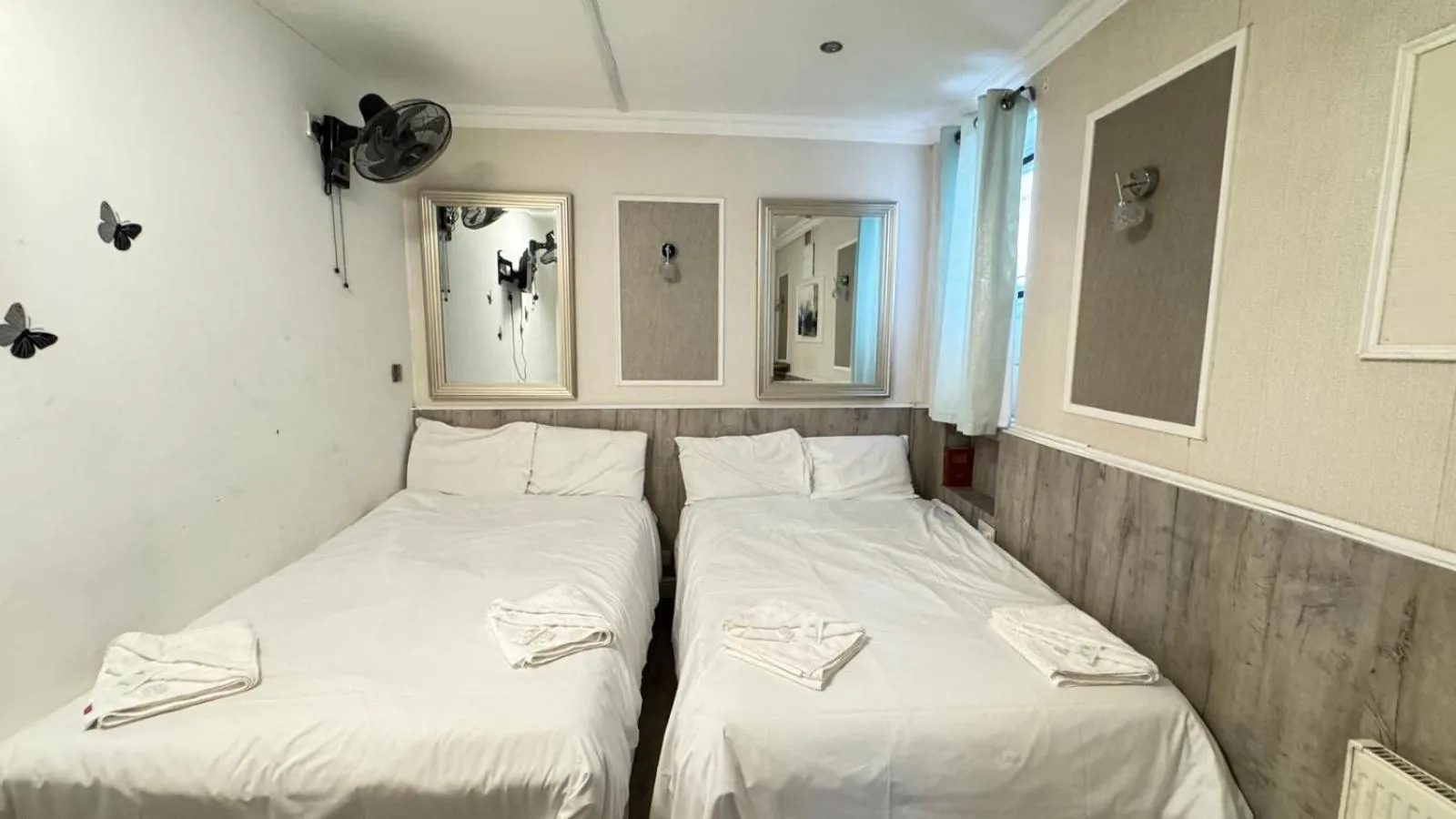 Bed in Earls Court Hotel