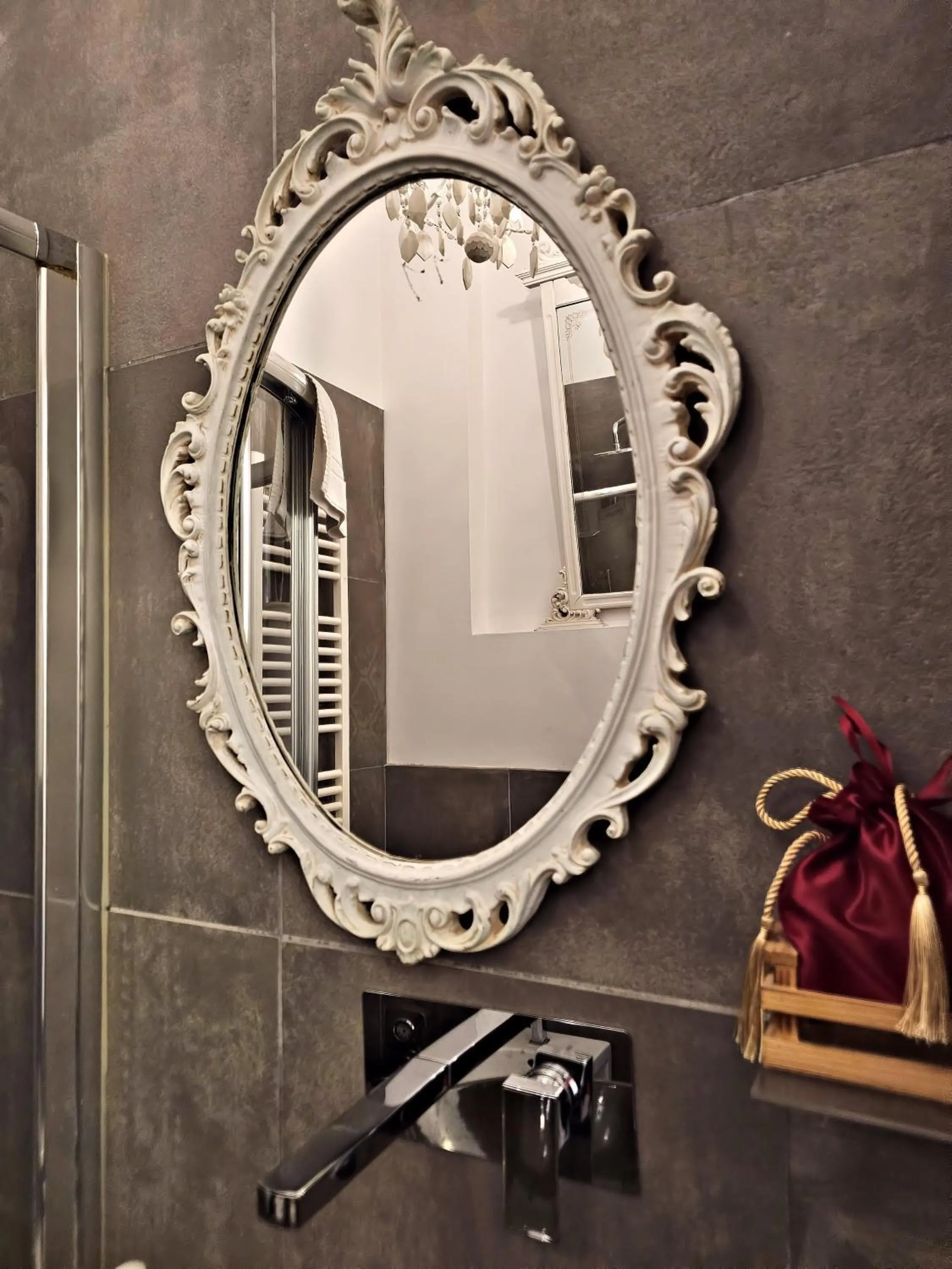 Bathroom in AB Suite Bohèmien B&B